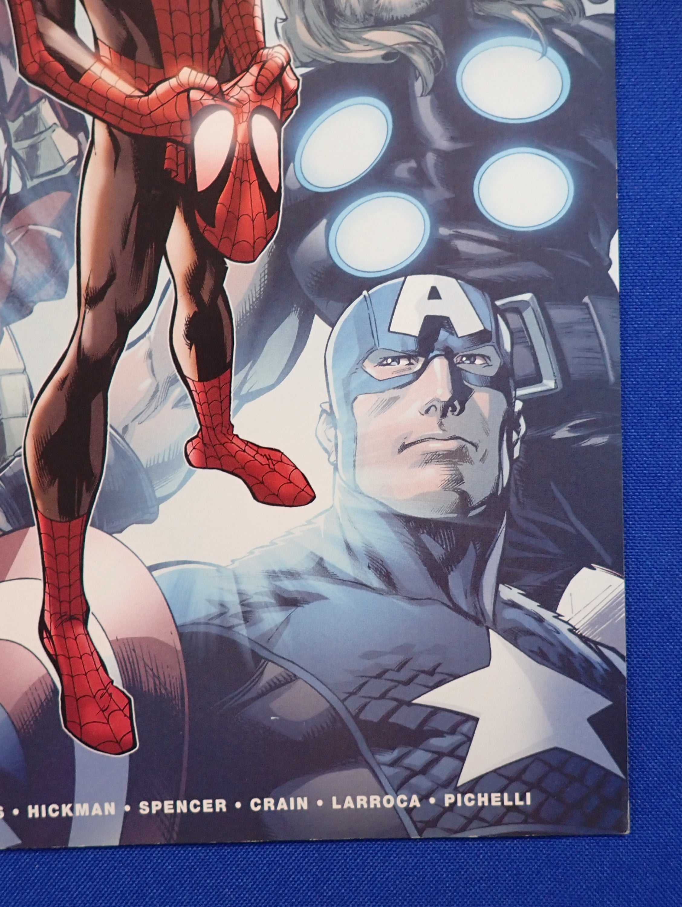 Ultimate Fallout #4 (2011) 2nd Print Variant - VF/NM (9.0) - 1st Miles!