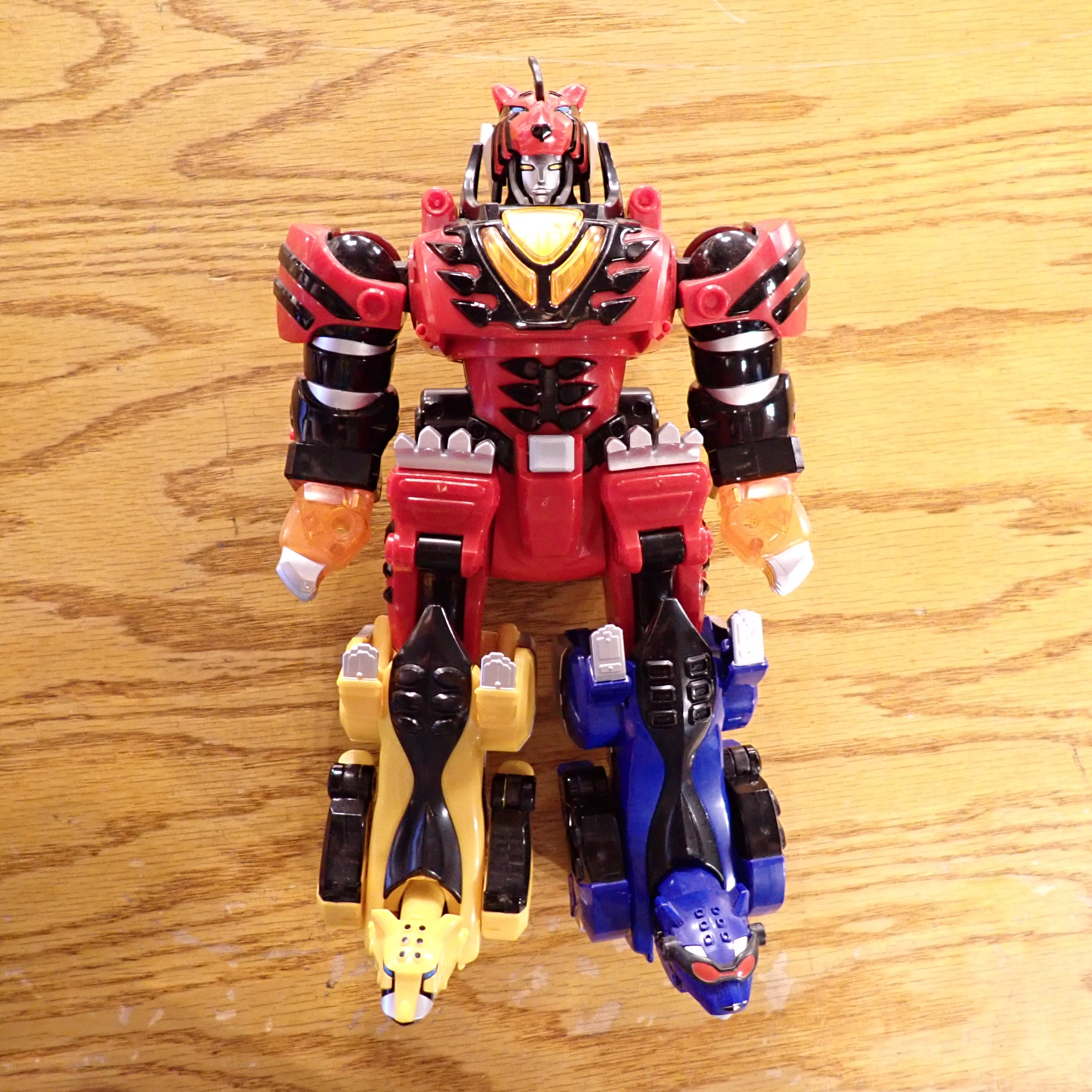 Power Rangers Jungle Fury _ Jungle Pride Megazord