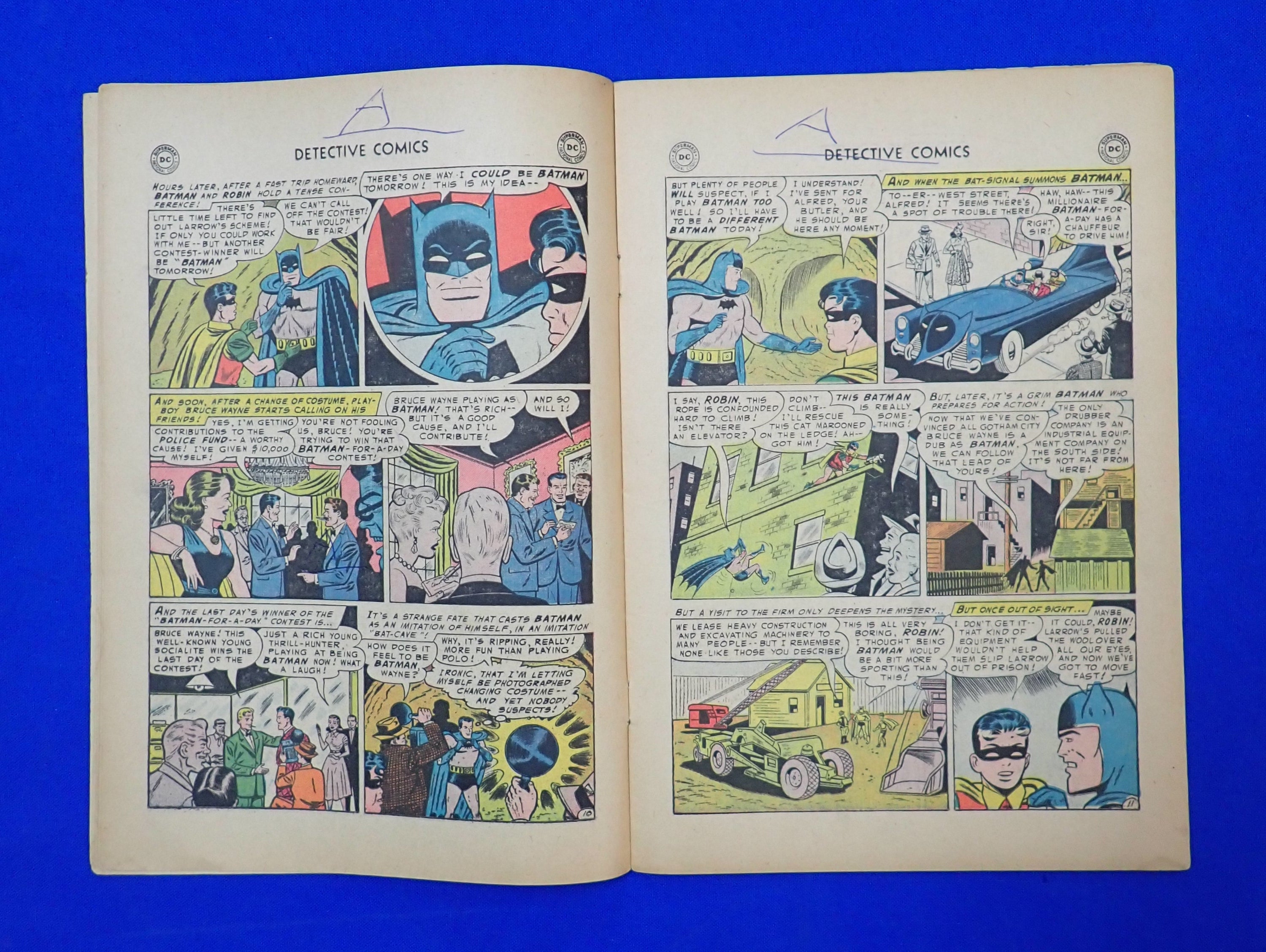 Detective Comics #225 (1955) - PR (.5) - Front & Back Cover Detached - 1st Martian Manhunter