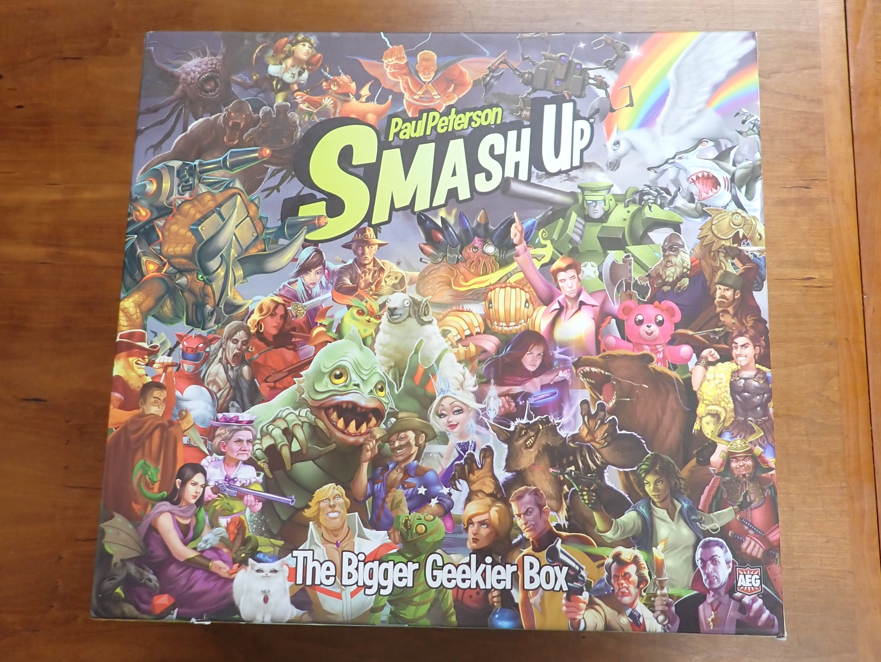 Smash Up: The Bigger Geekier Box (Pre-owned)