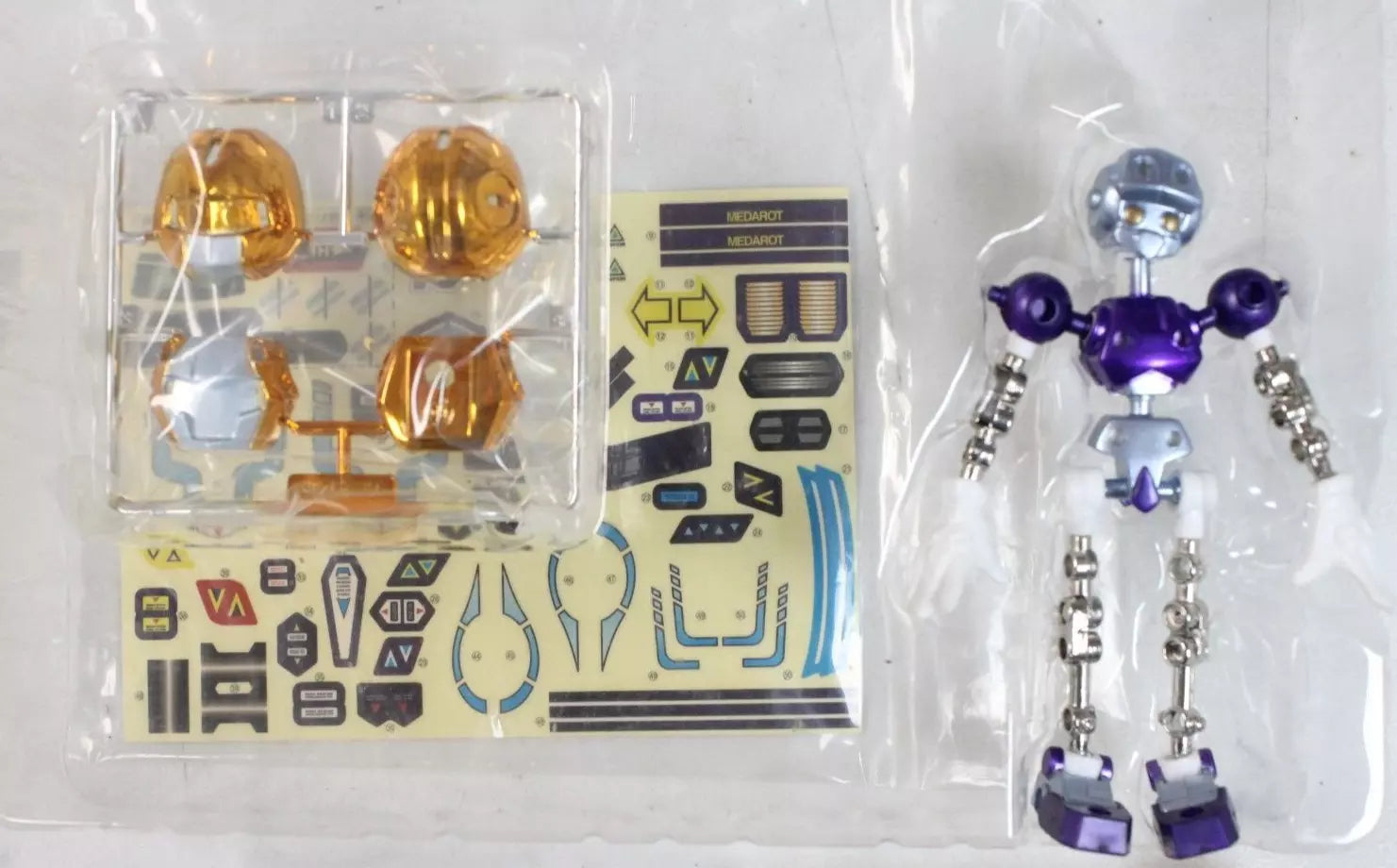 Metabots Dual Models: Metaforce Metabee #19 and Dorcus #20