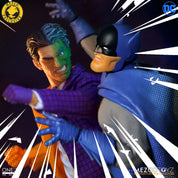 Mezco One: 12 Golden Age Batman vs Two-Face Battle