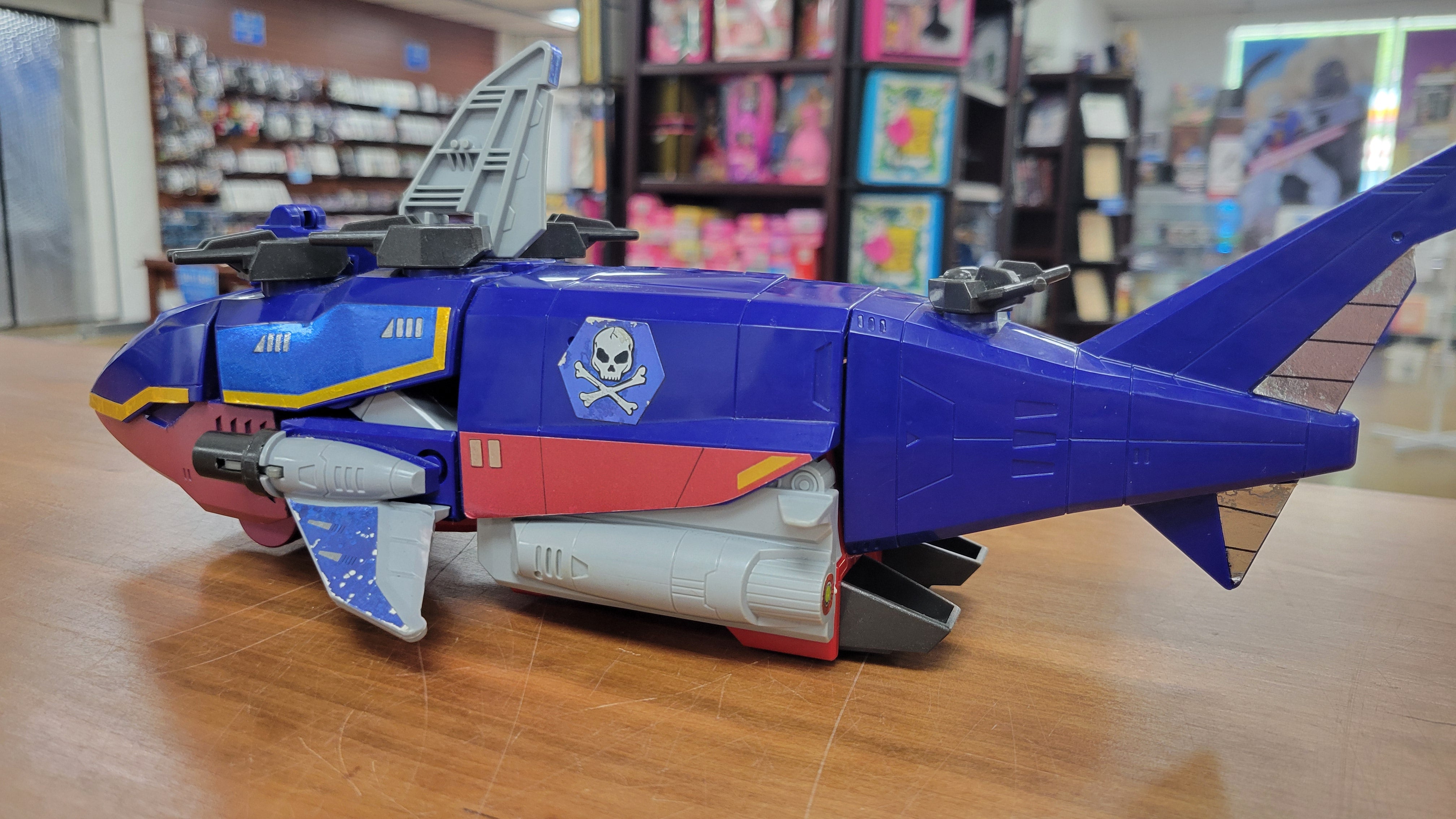 Captain Shark DX Brave