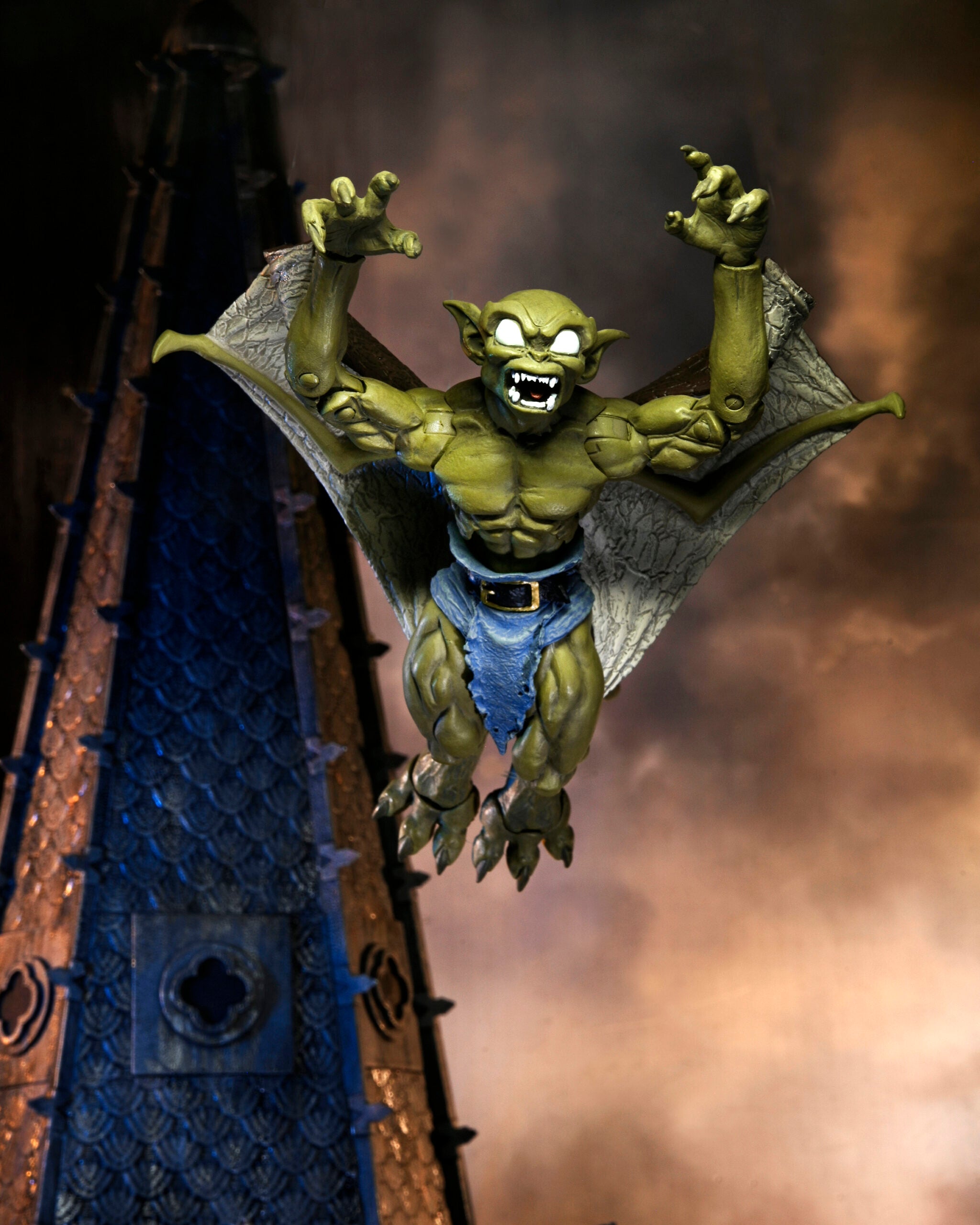 Disney's Gargoyles Ultimate Lexington Action Figure