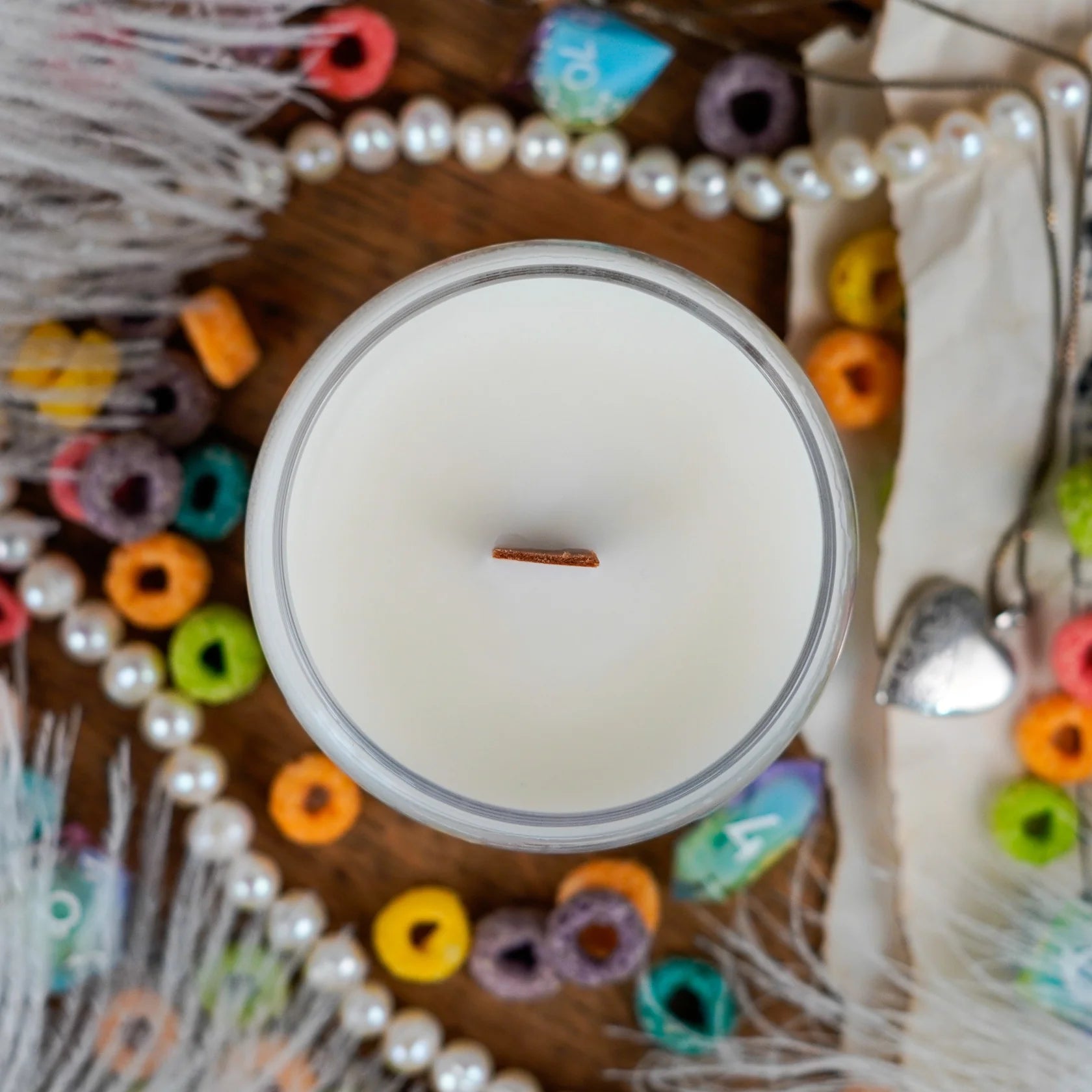 Bard_-_8.5_oz_candle_-_Overhead_view.webp