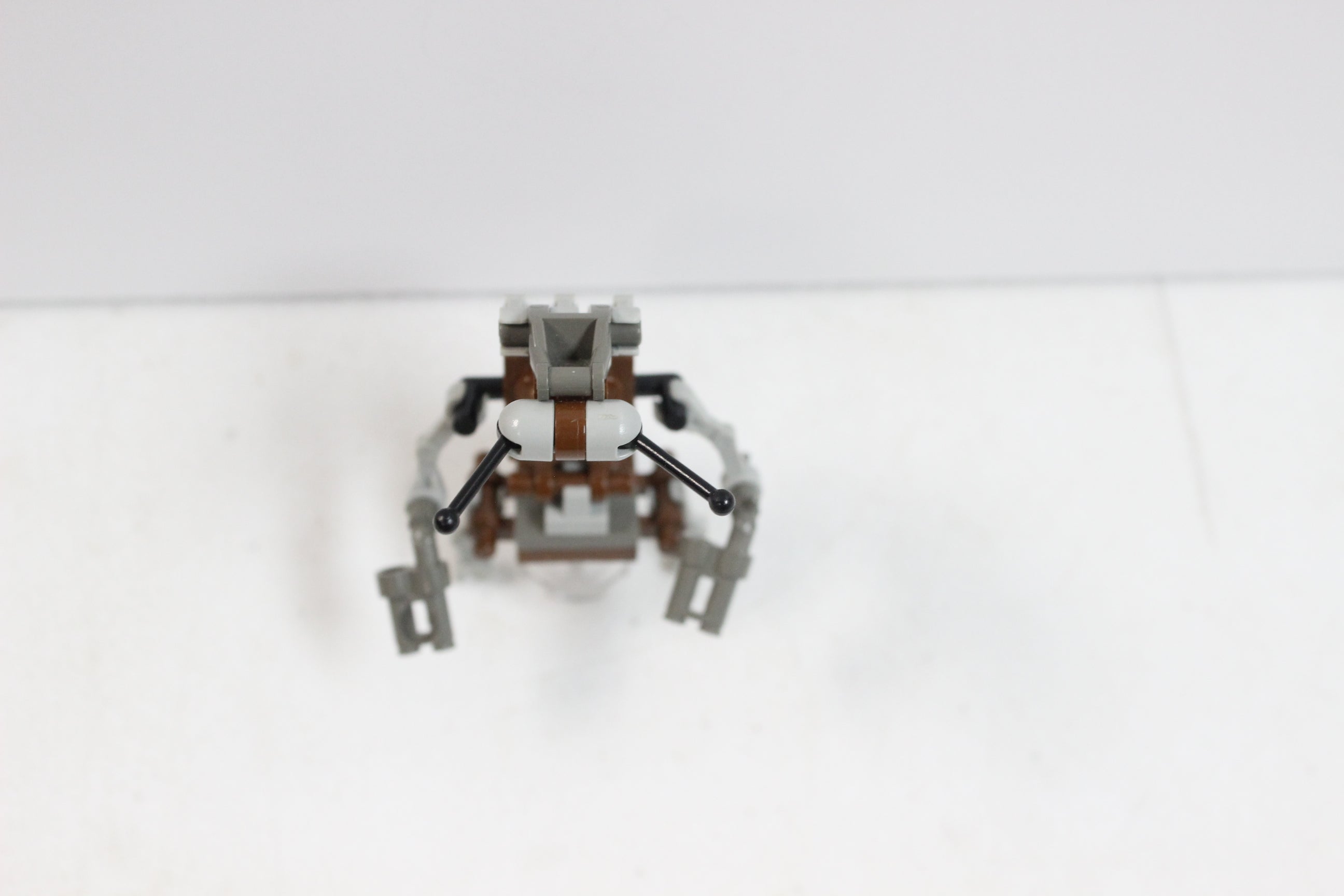 Lego Star Wars Droideka (Destroyer Droid) Minifig Sw0063