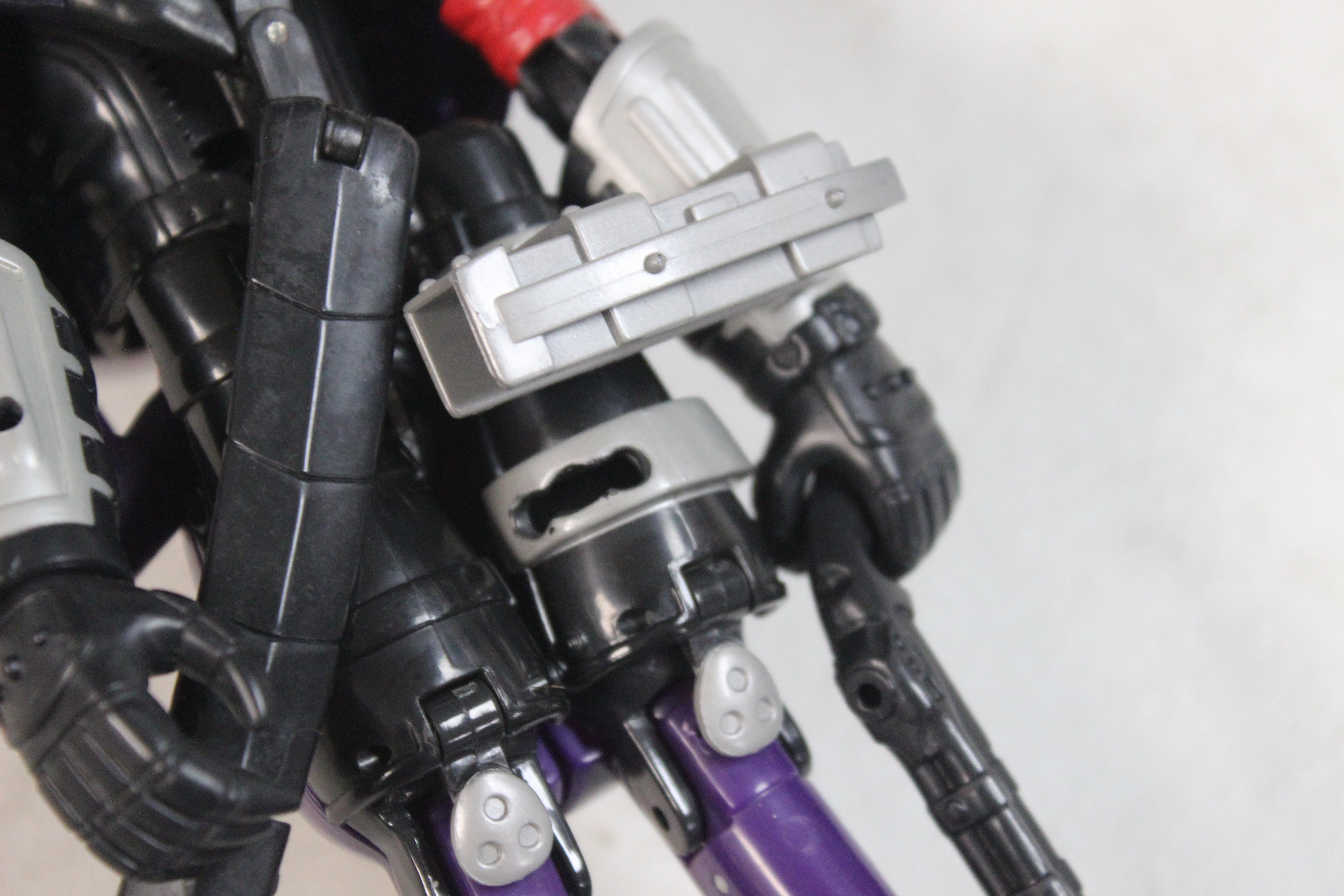 Digivolving Beelzemon
