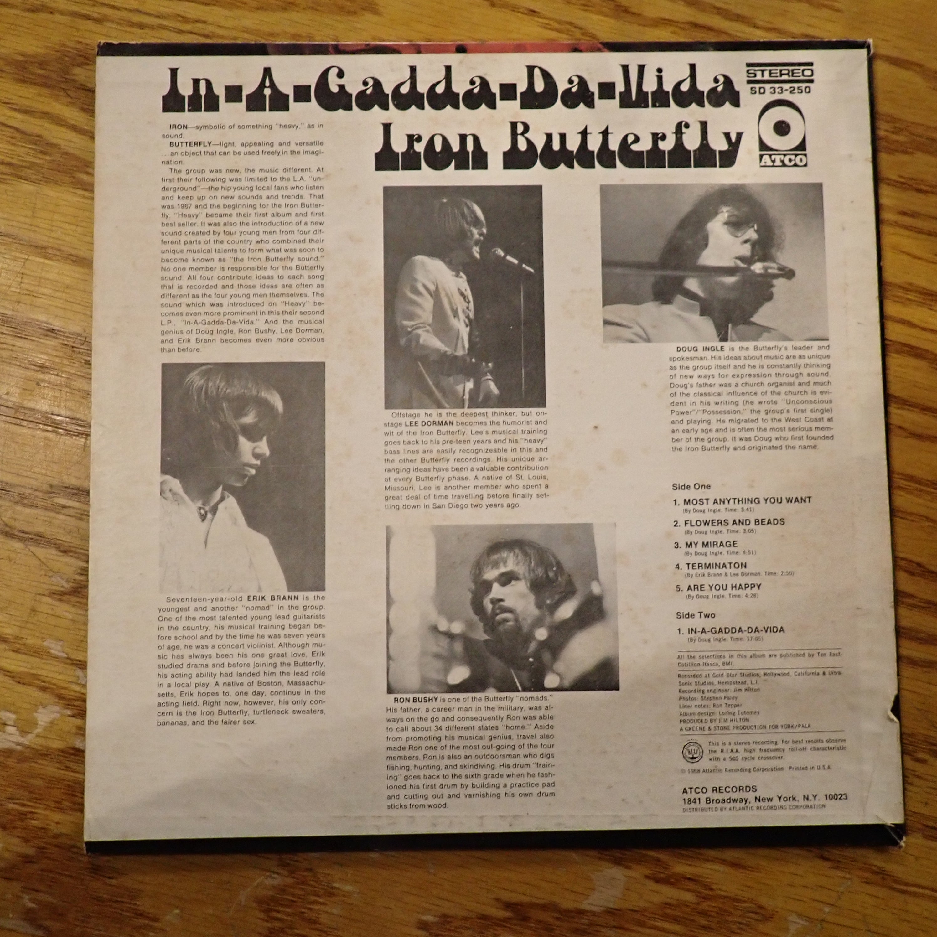 Iron Butterfly - In-A-Gadda-Da-Vida