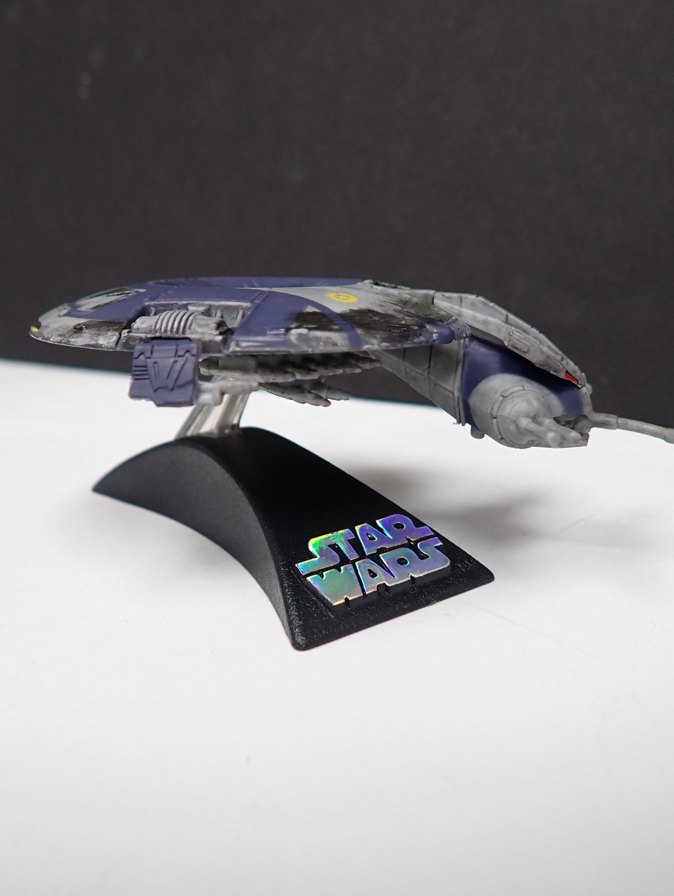 Titanium Series Droid Gunship