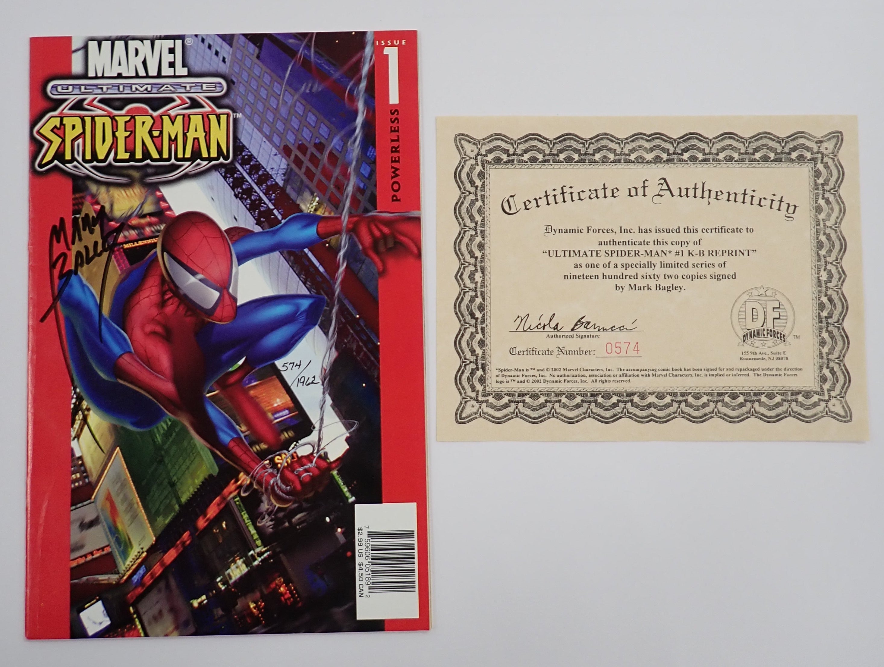 Ultimate Spider-Man #1 (2001) - VF- (7.5) - SIGNED Mark Bagley w/ COA