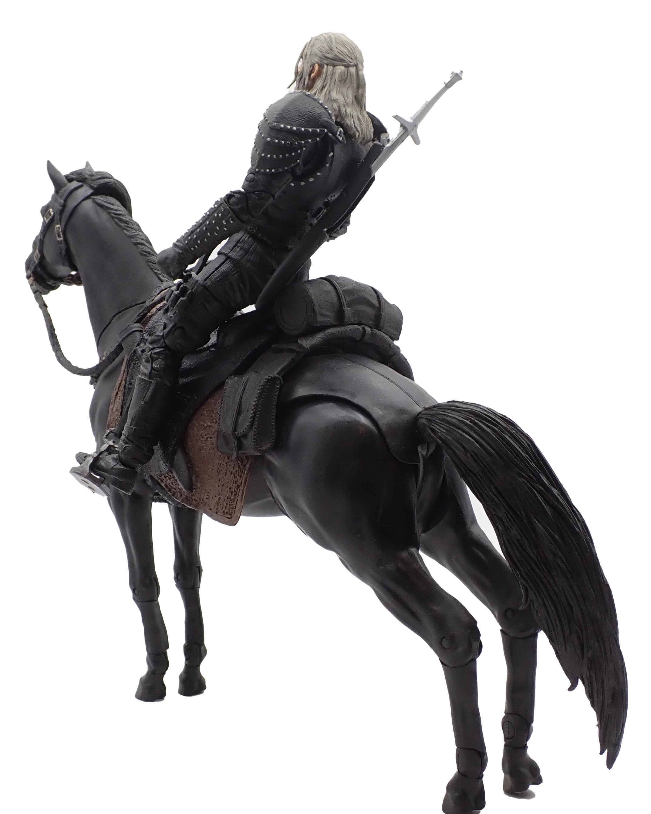 Geralt of Rivia & Roach - Witcher Figure