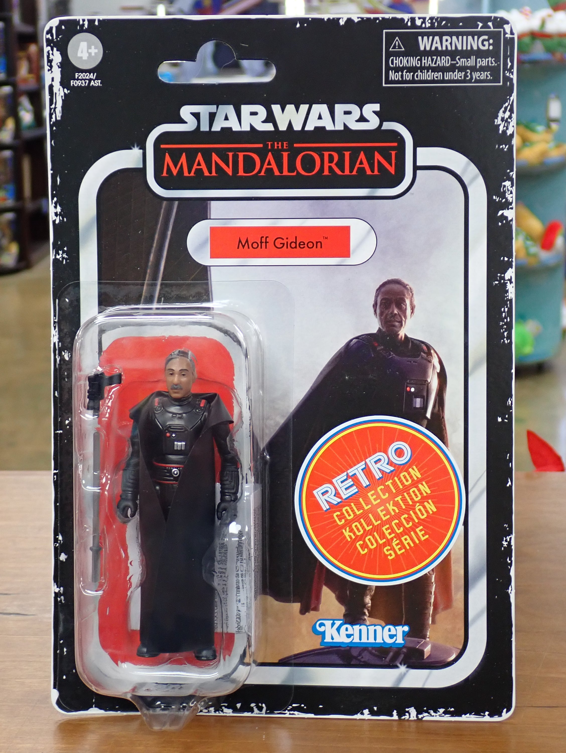 Moff Gideon Star Wars Mandalorian Retro Collection