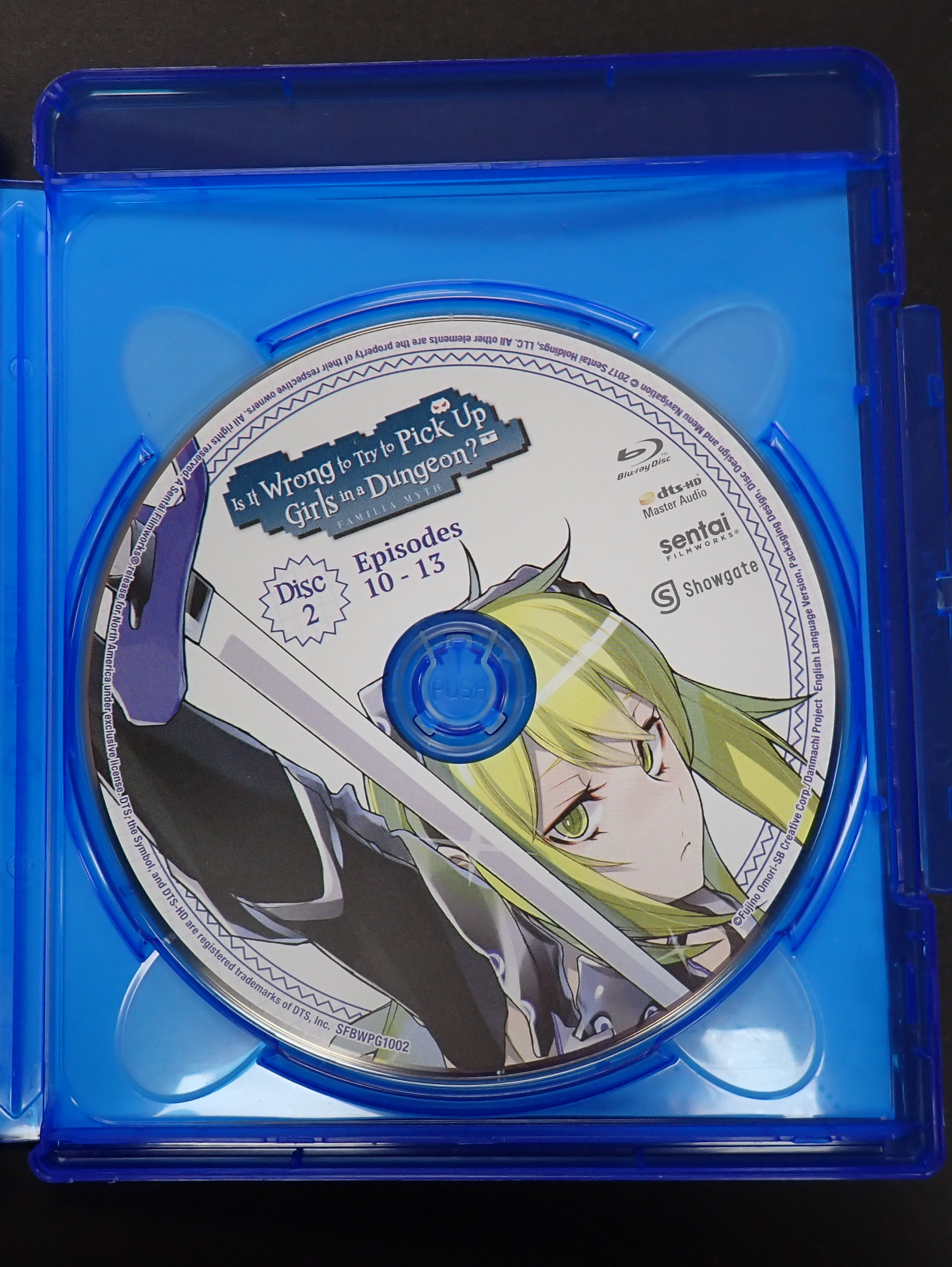 Is It Wrong to Pick Up Girls in a Dungeon (blu-ray)