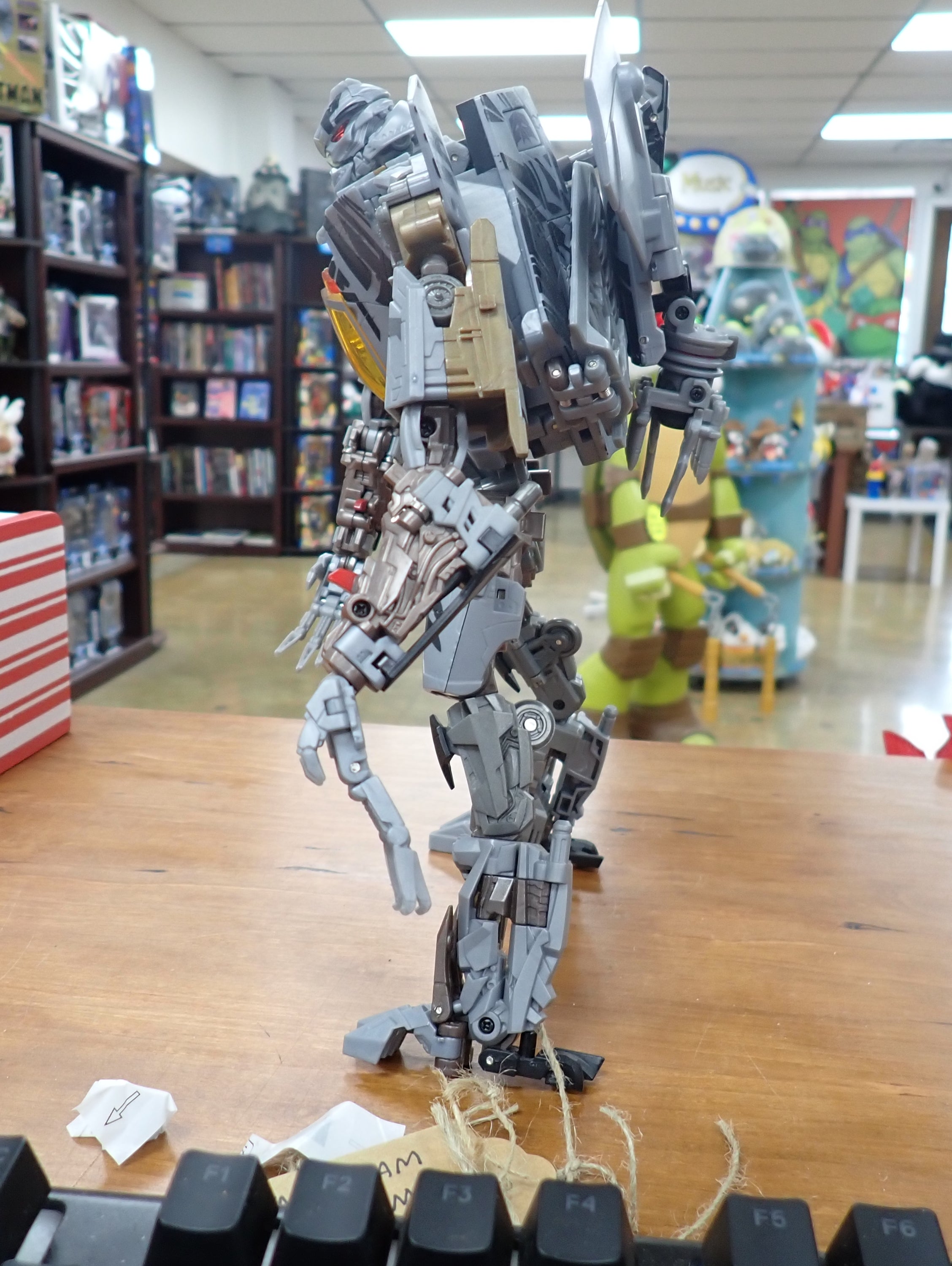 Dream Factory Starscream