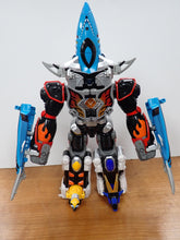 Load image into Gallery viewer, Bandai: Power Rangers Jungle Fury - Jungle Master Megazord w/ Shark Power
