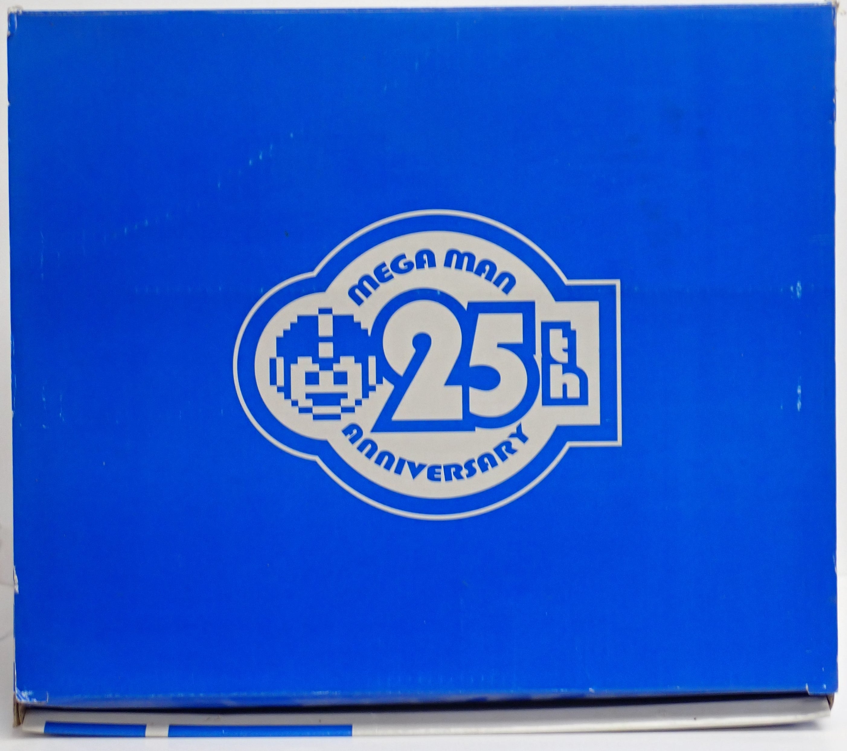 Megaman + X Silver 25th Anniversary Statue (0972)