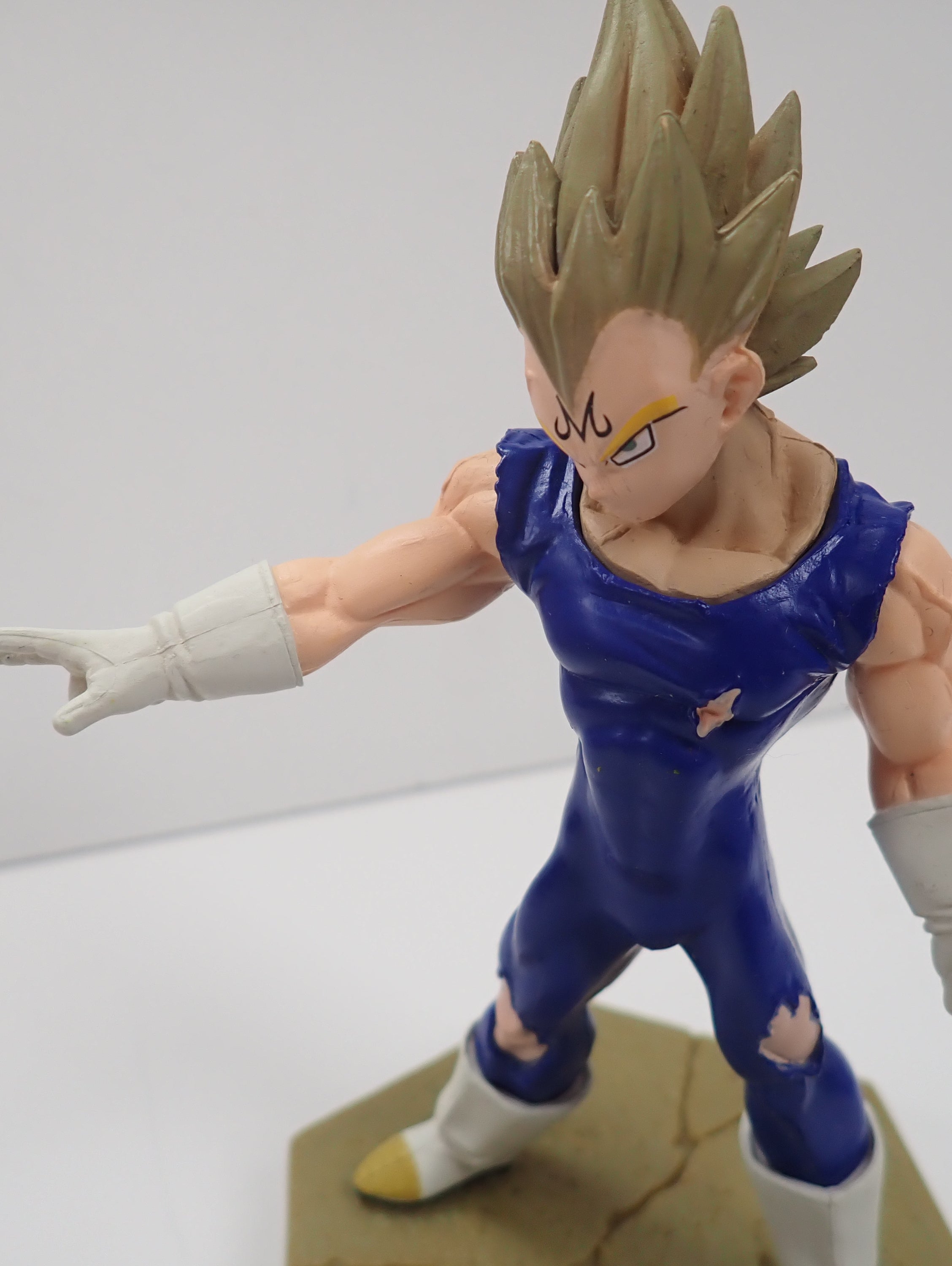 DBZ Super Saiyan Majin Vegeta