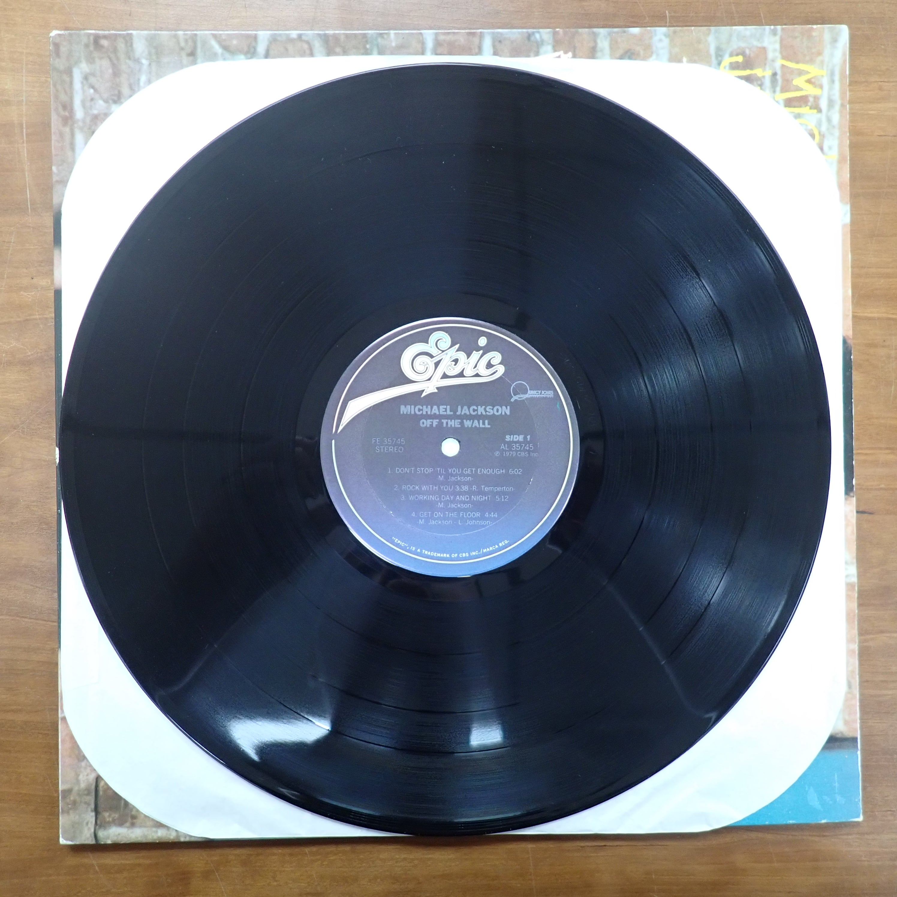 Michael Jackson - Off The Wall