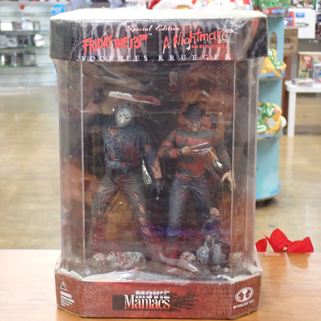 Movie Maniacs Voorhees & Krueger Figure