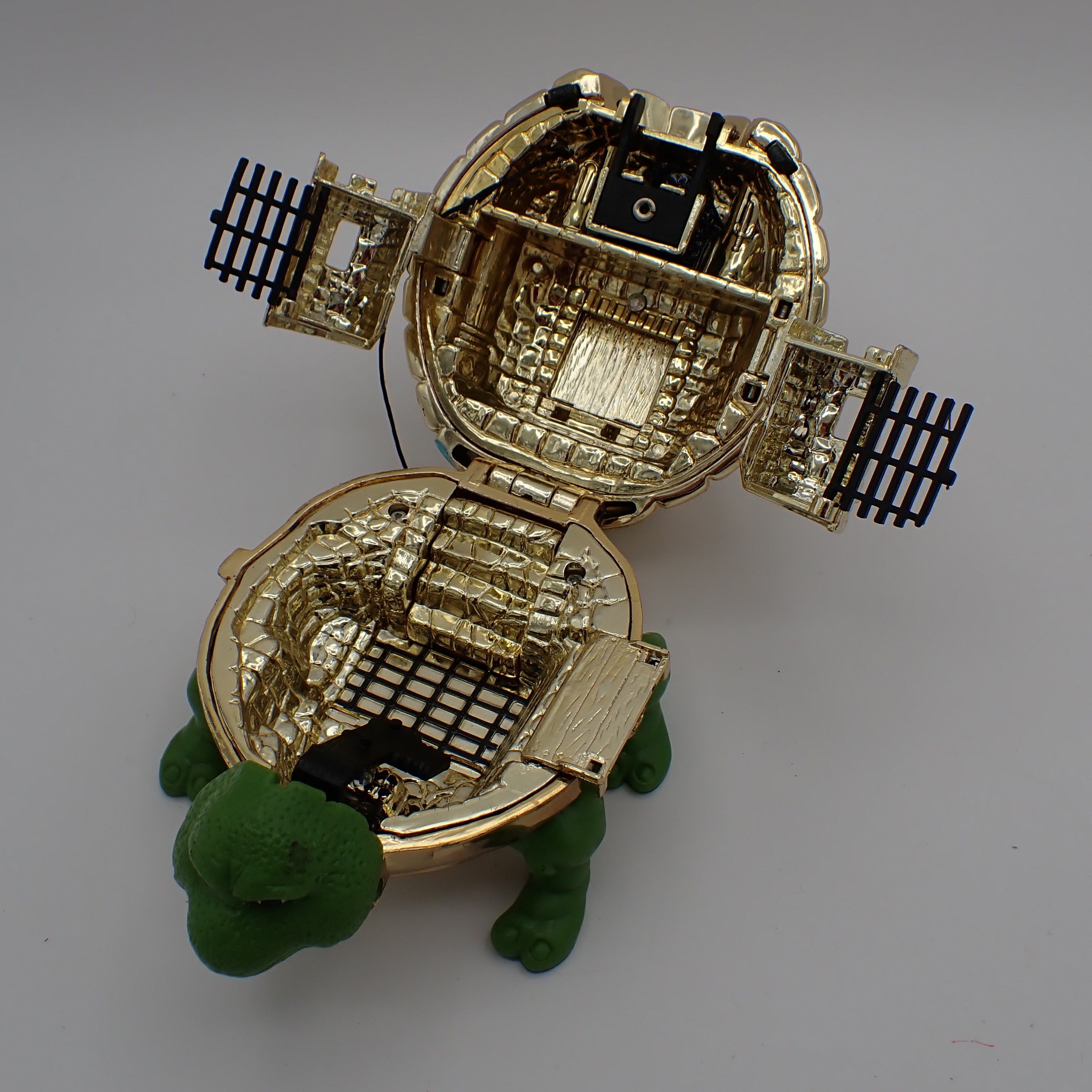 Metallized Mini-Mutant Raphael Feudal Castle Playset (INCOMPLETE)