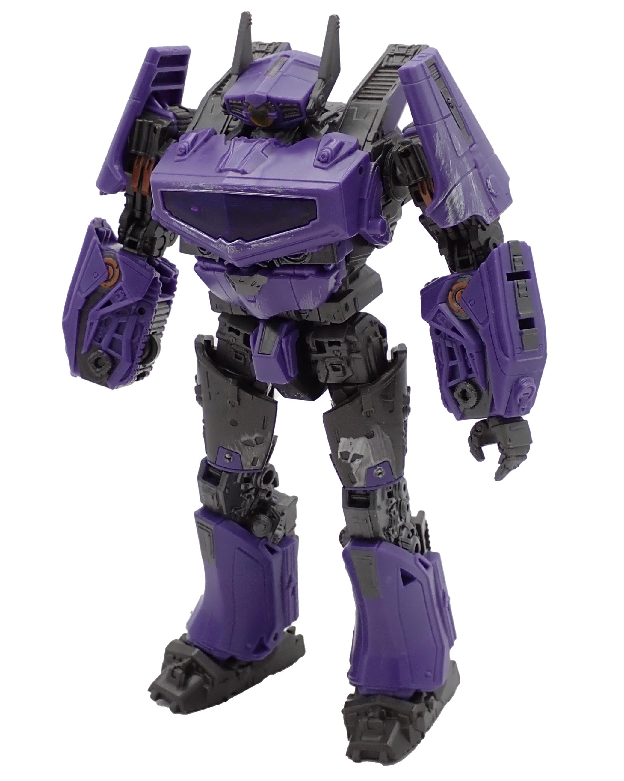 Soundwave (Bumblebee) - Studio Series Transformer