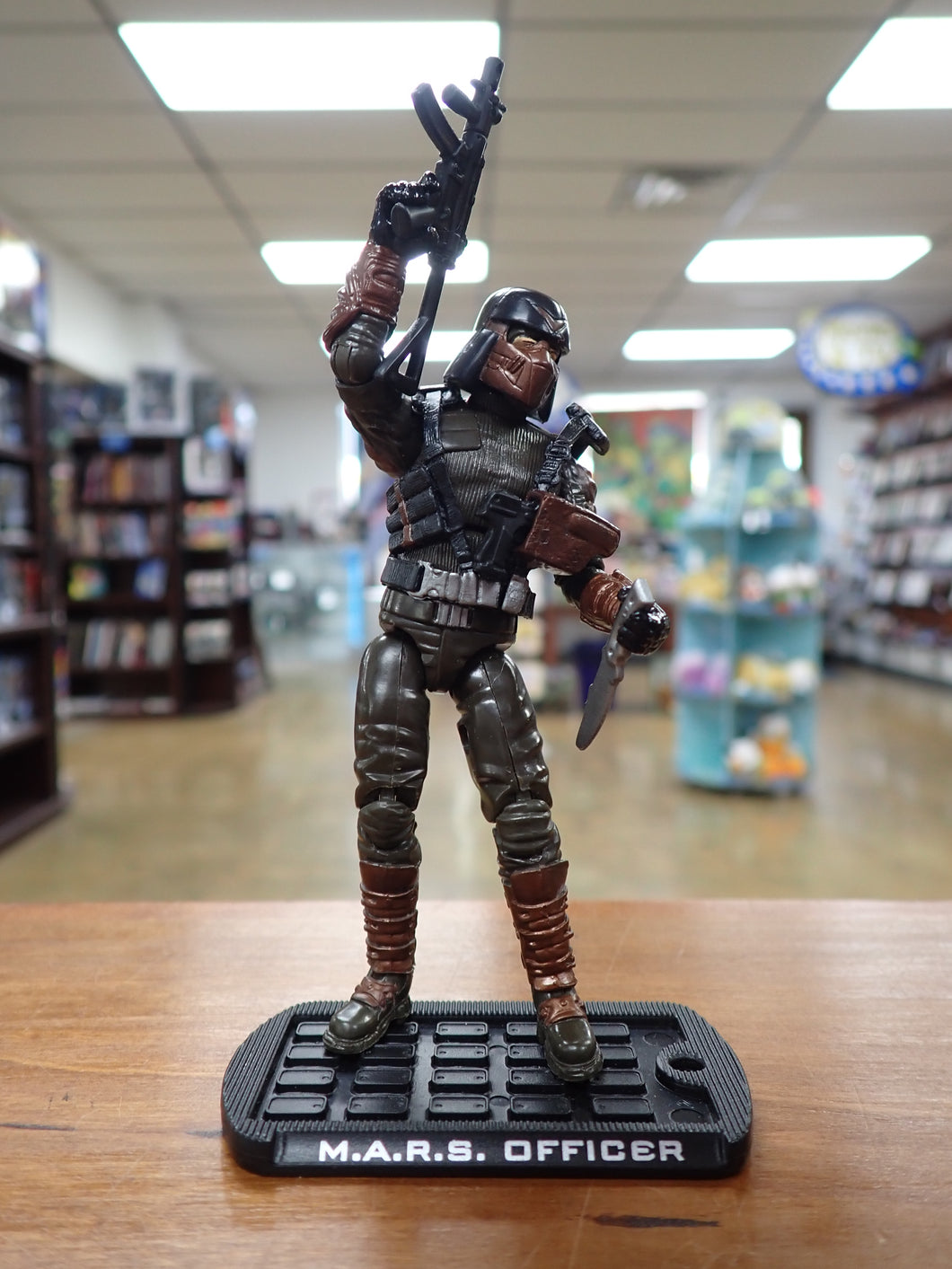 M.A.R.S. Industries Officer v1 2009