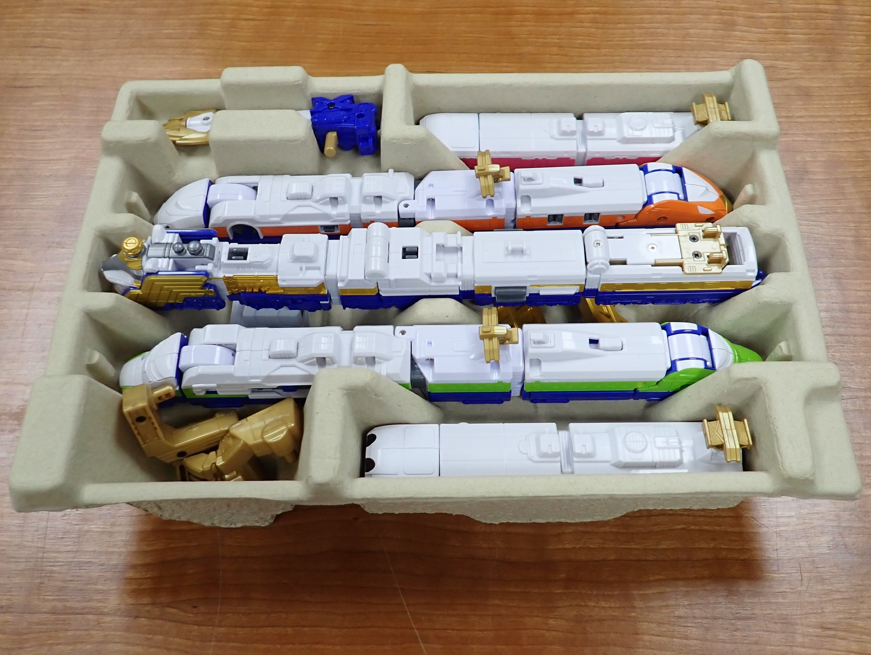Bandai: Ressha Sentai ToQger - Deluxe Gattai SafariGaOh