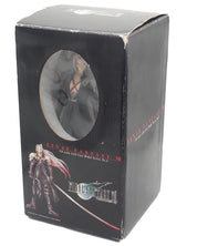 Sephiroth - Cold Cast Final Fantasy VII Statue