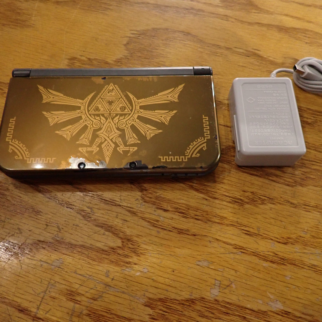 Nintendo 3DS XL - Hyrule Edition