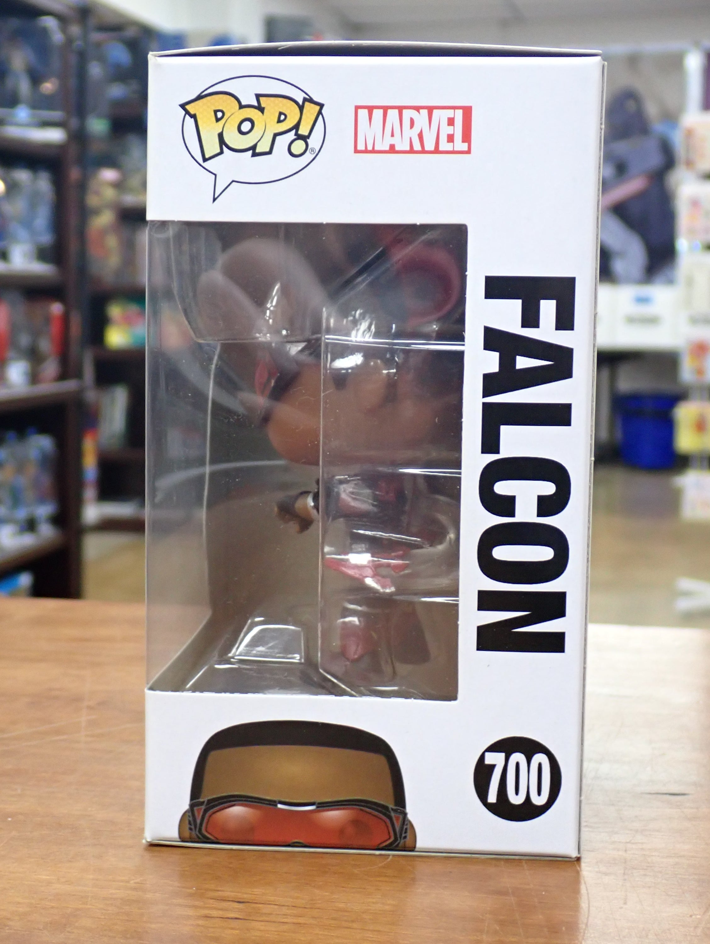 Falcon - POP! #700