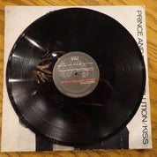 Prince and the Revolution - Kiss
