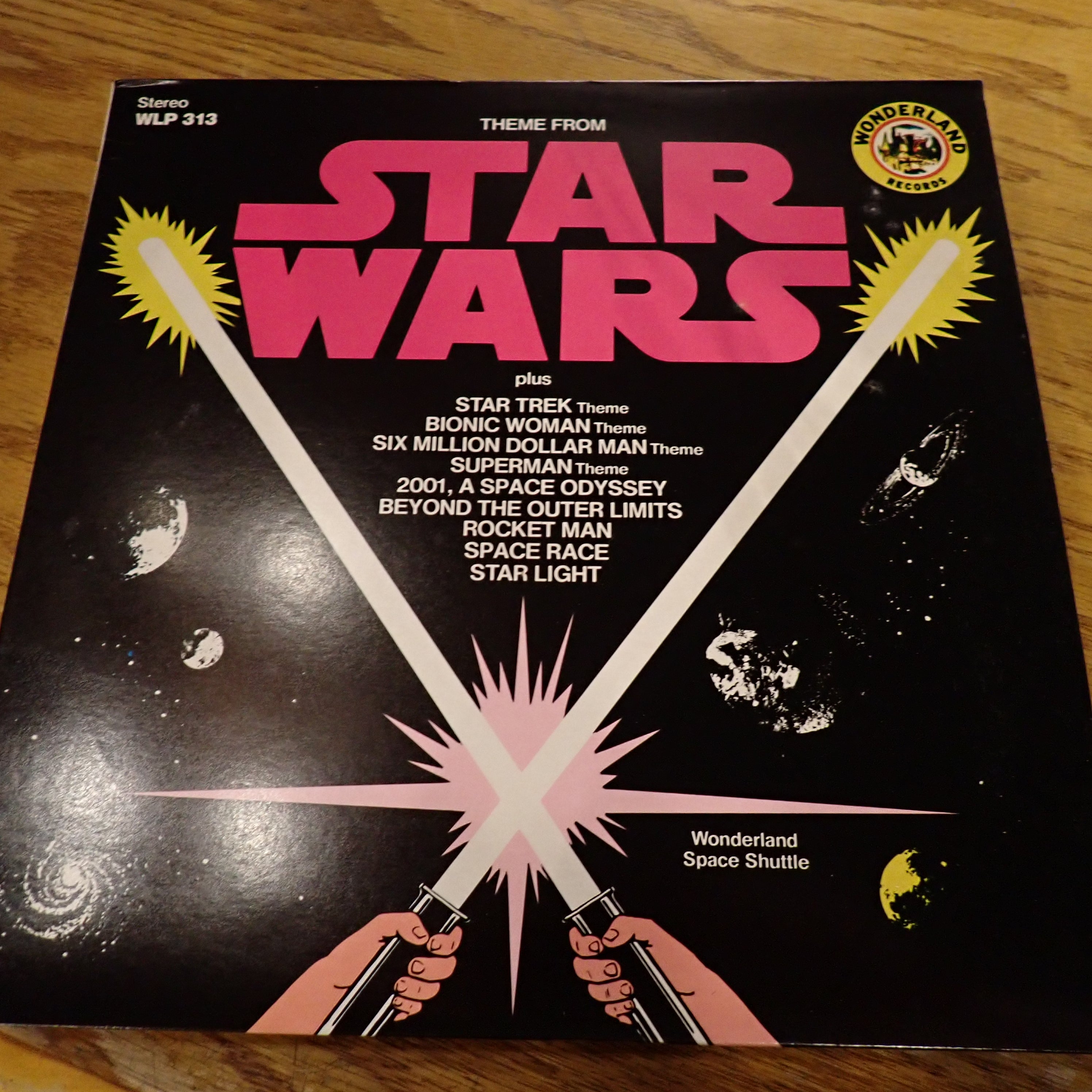 Wonderland Space Shuttle – Theme From Star Wars
