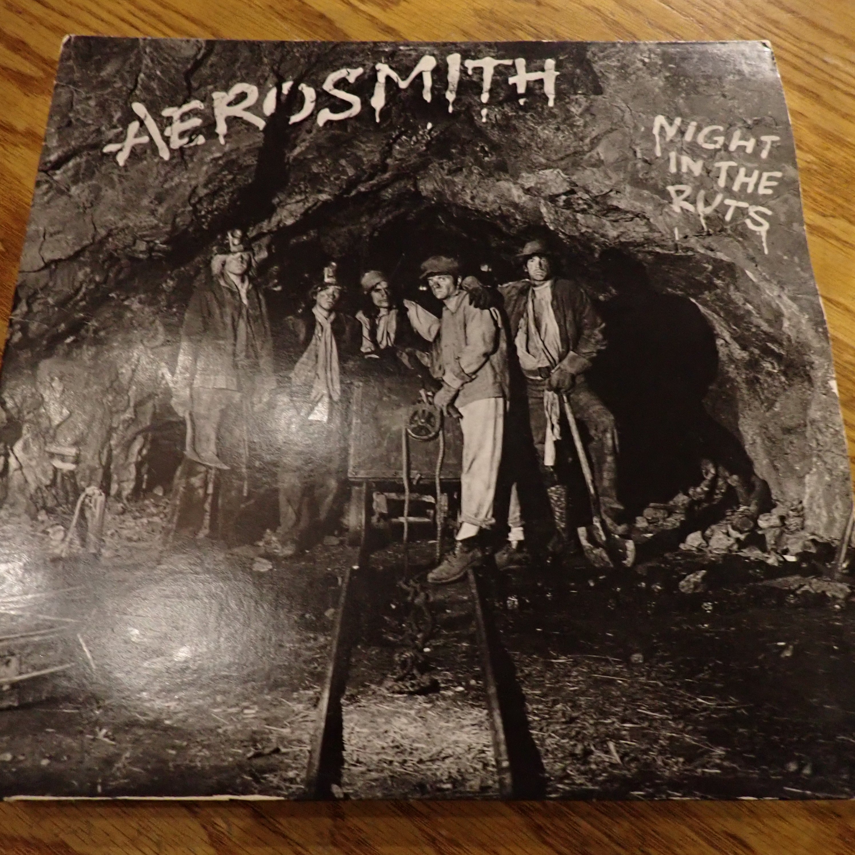 Aerosmith – Night In The Ruts