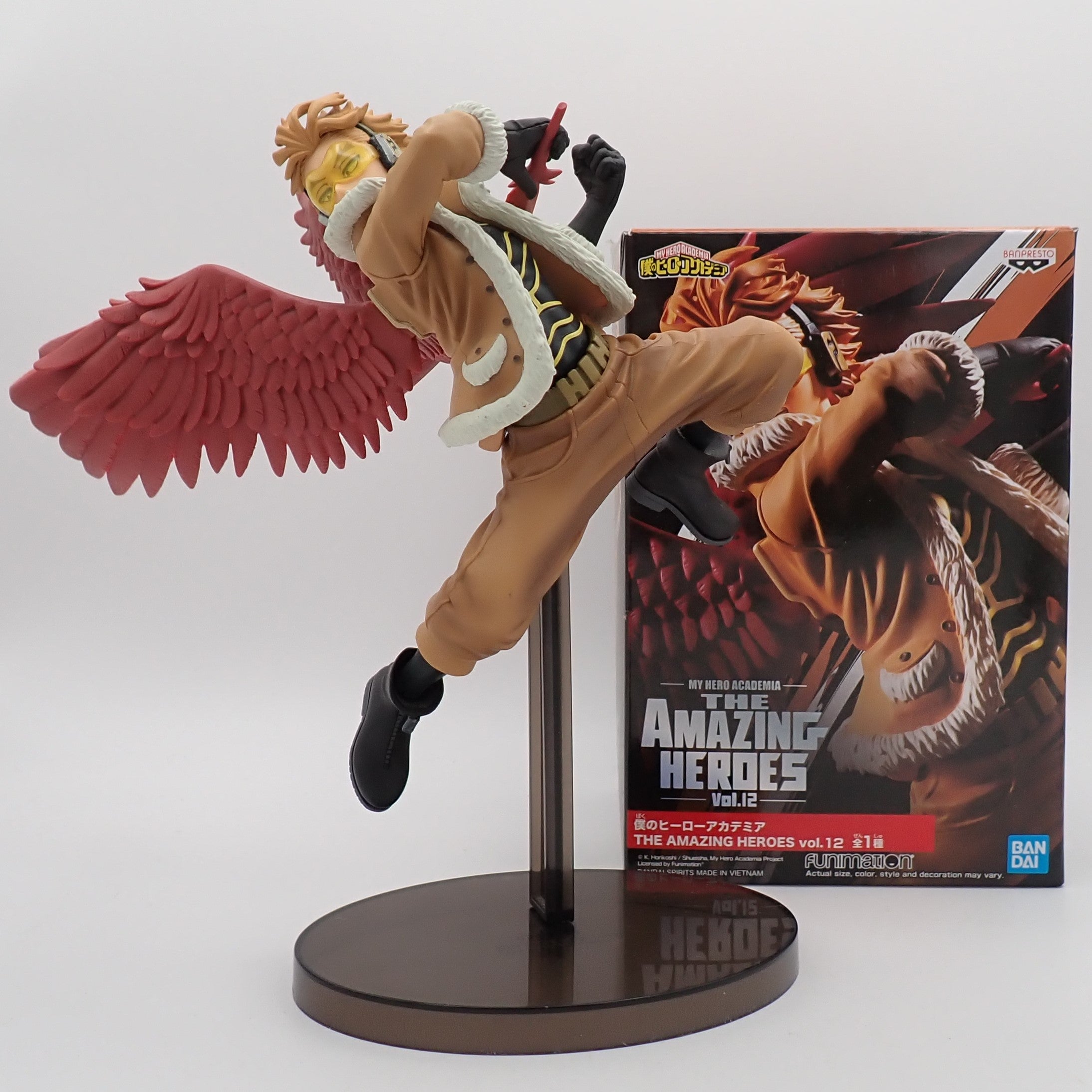 Amazing Heroes Hawks w/ box