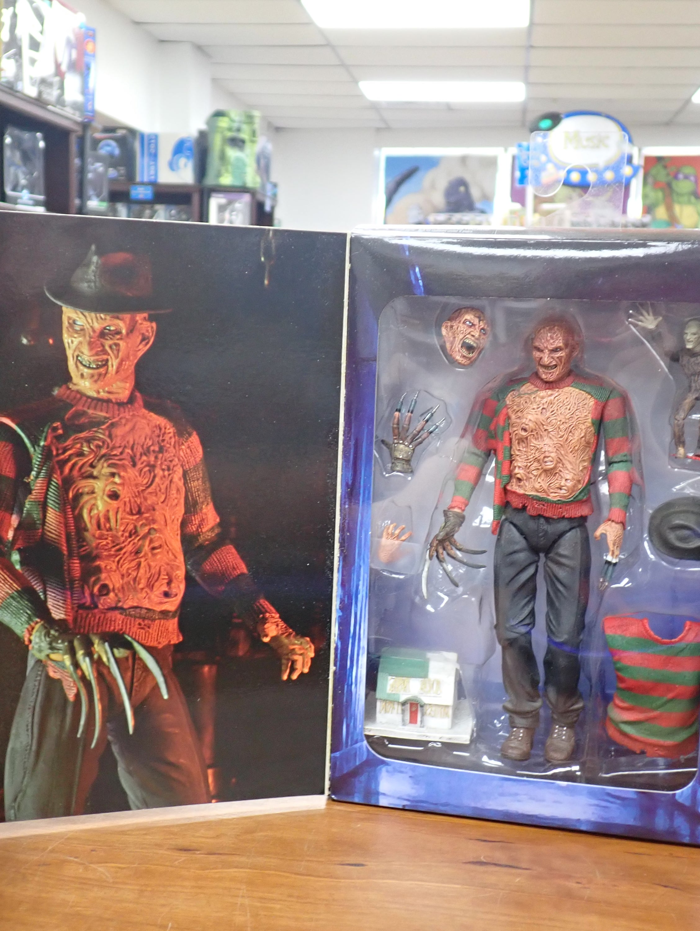 NECA A Nightmare on Elm Street 3 Freddy Figure
