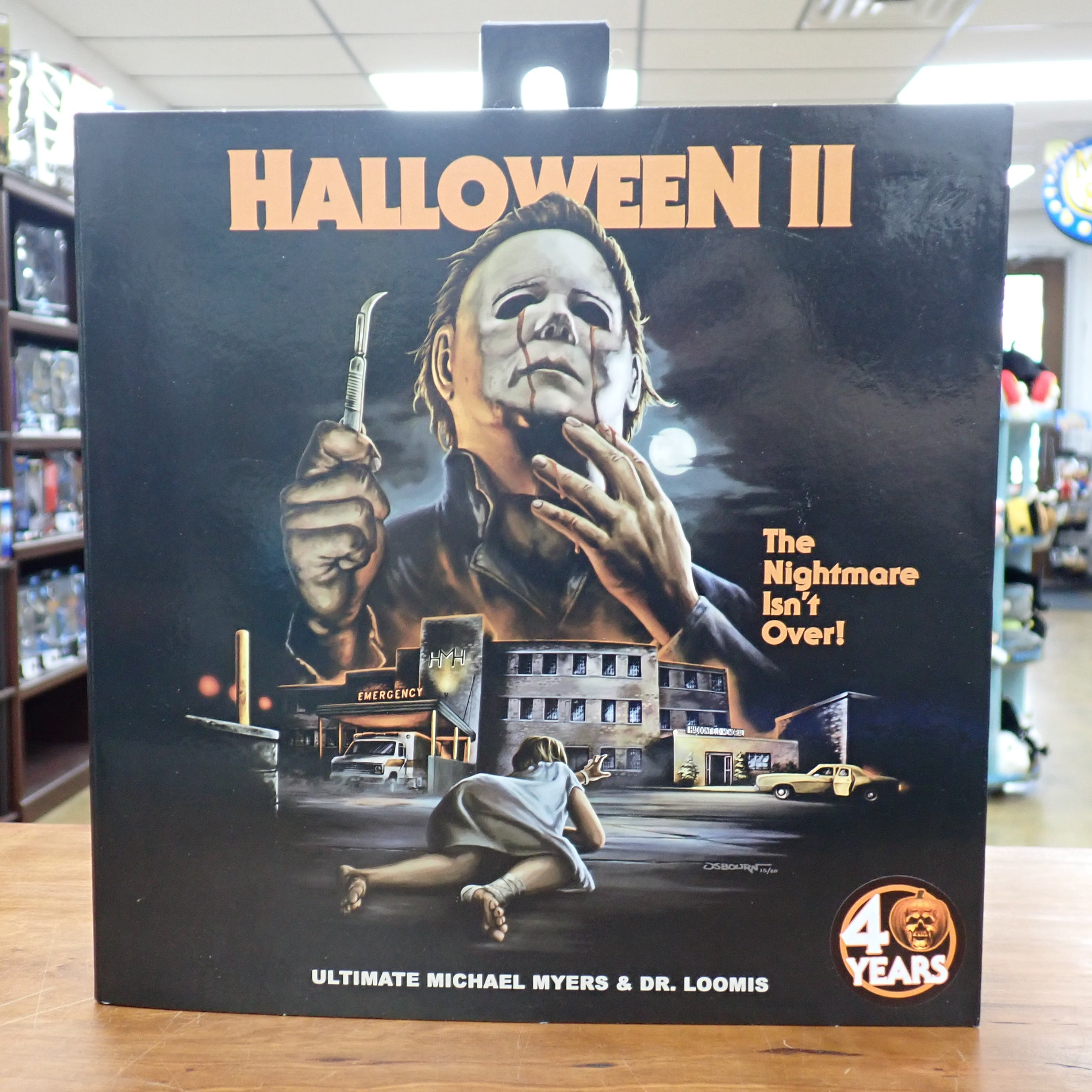 NECA Halloween II: Michael Myers & Dr. Loomis Figures