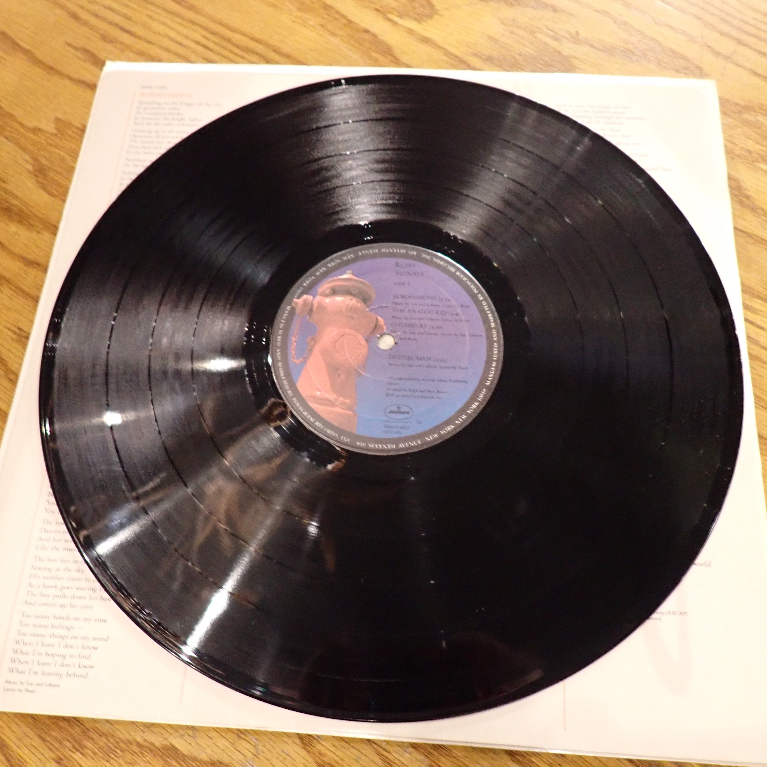 Rush – Signals