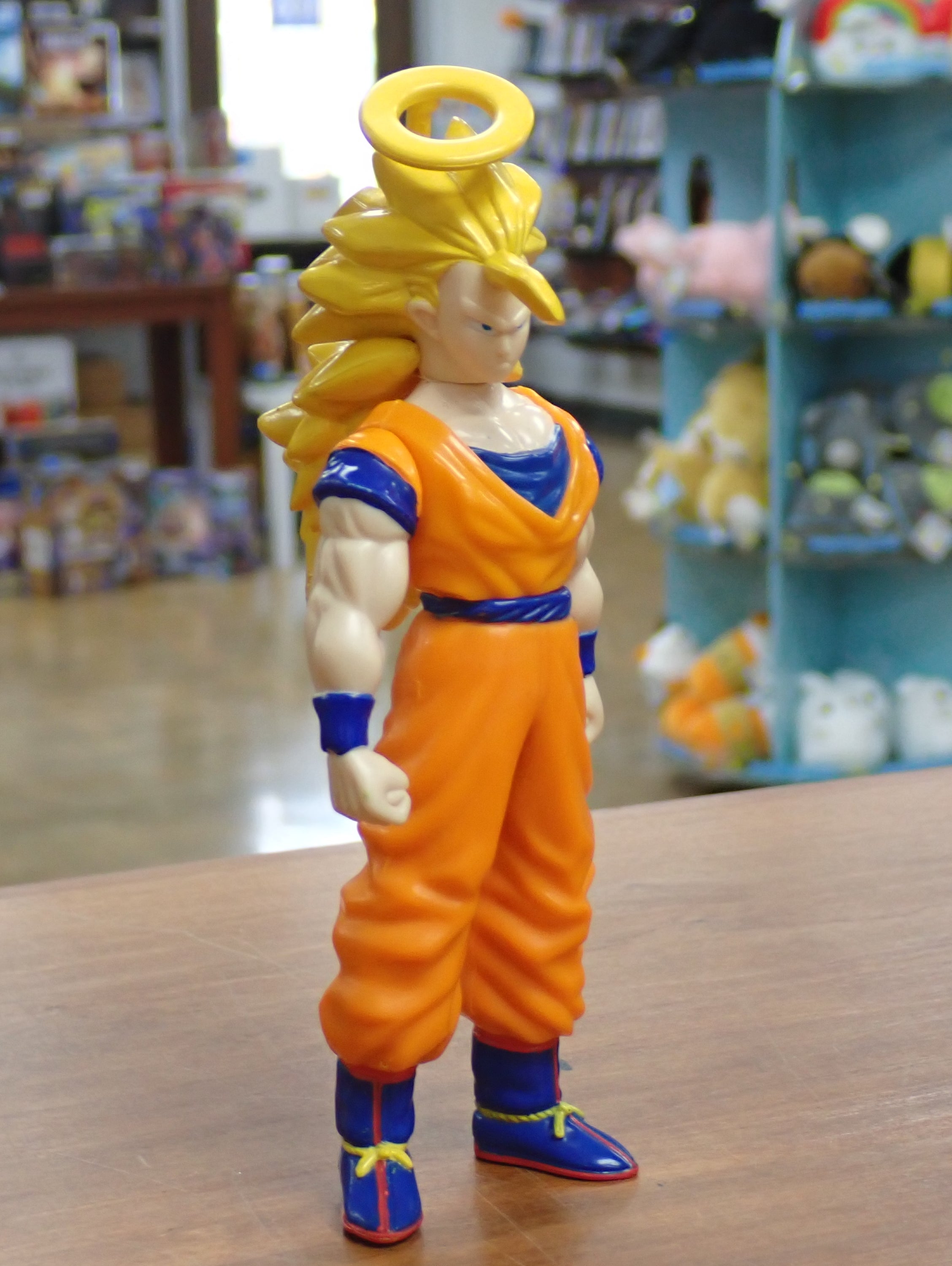 Goku Super Saiyan 3 Statue