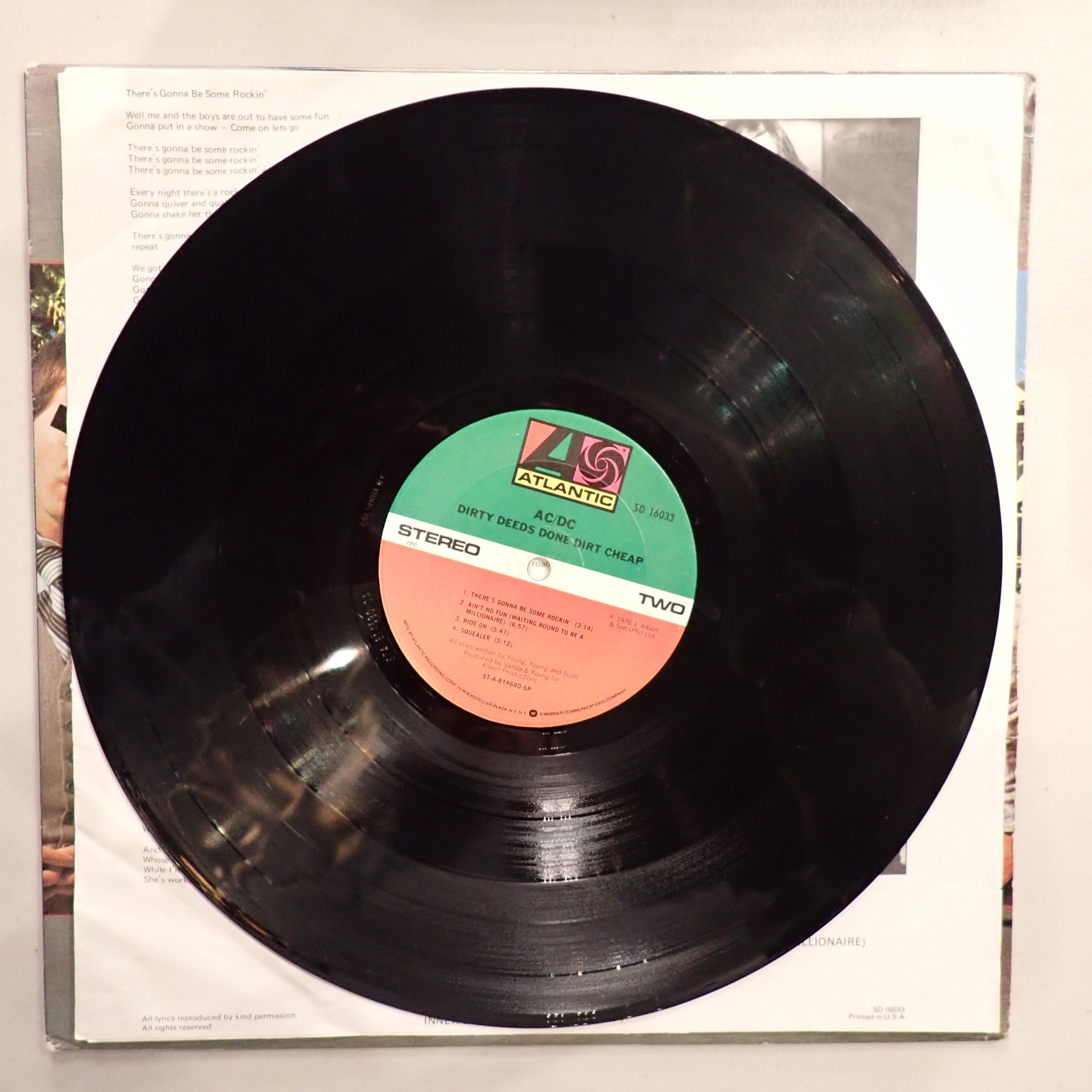 AC/DC - Dirty Deeds Done Dirt Cheap