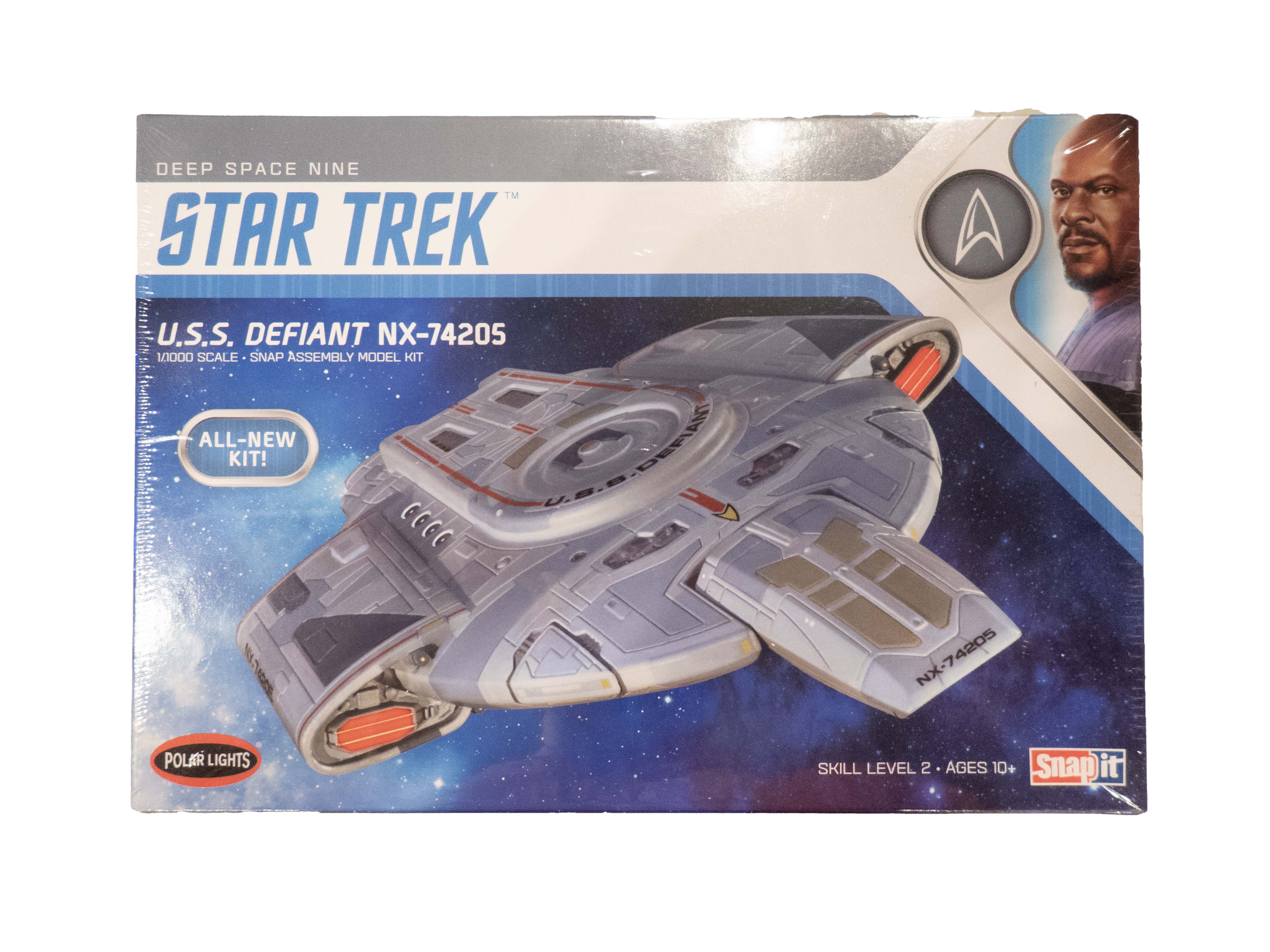 Star Trek U.S.S. Defiant NX-74205 - Polar Lights Model Kit [Pre-Owned]