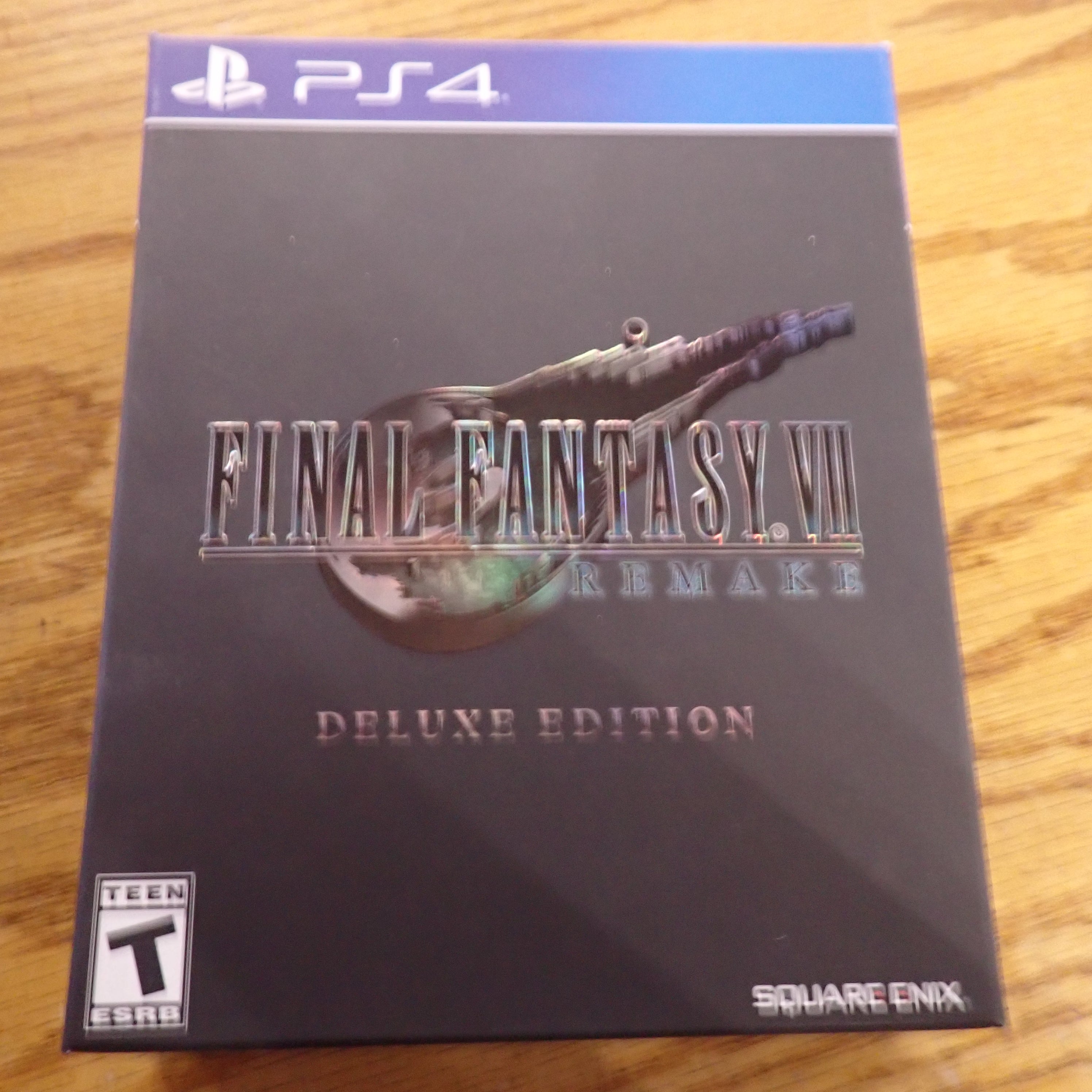 Final Fantasy VII Remake Deluxe Edition - PS4