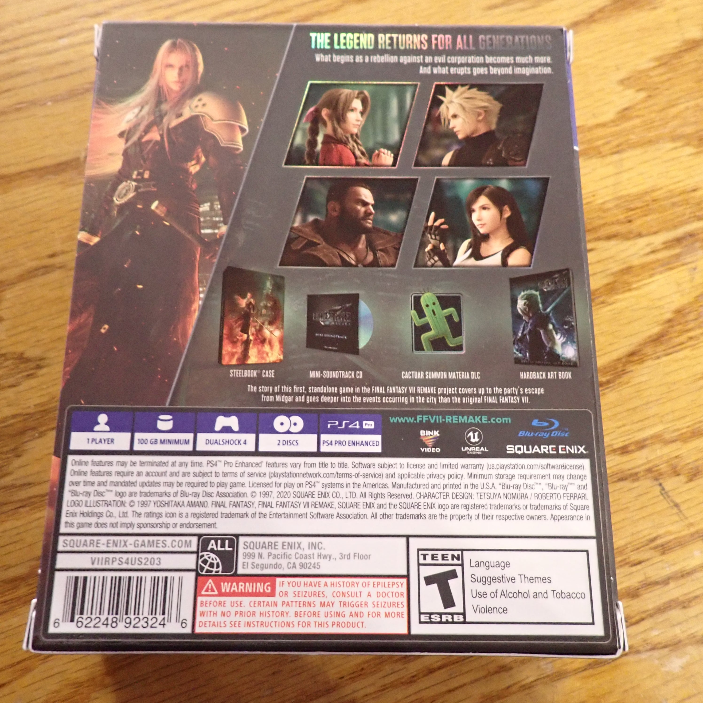 Final Fantasy VII Remake Deluxe Edition - PS4