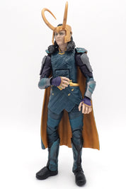 Marvel Legends: Loki (Ragnarök) [INCOMPLETE]