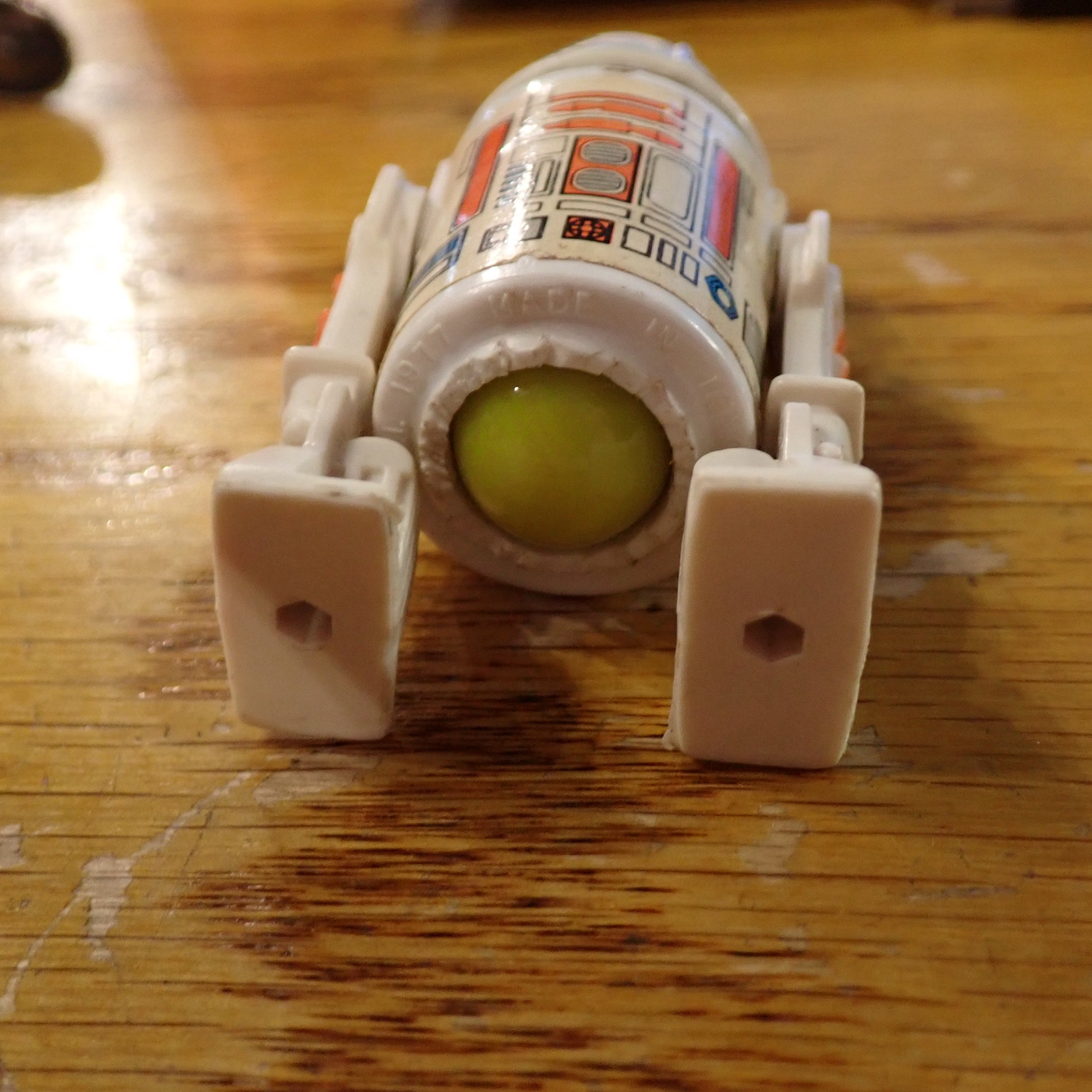 R5-D4 1977