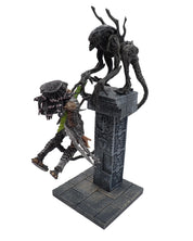 Alien Attacks Predator - McFarlane (Pre-Owned)