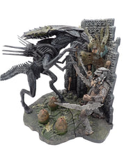 Alien Queen VS Predator - McFarlane