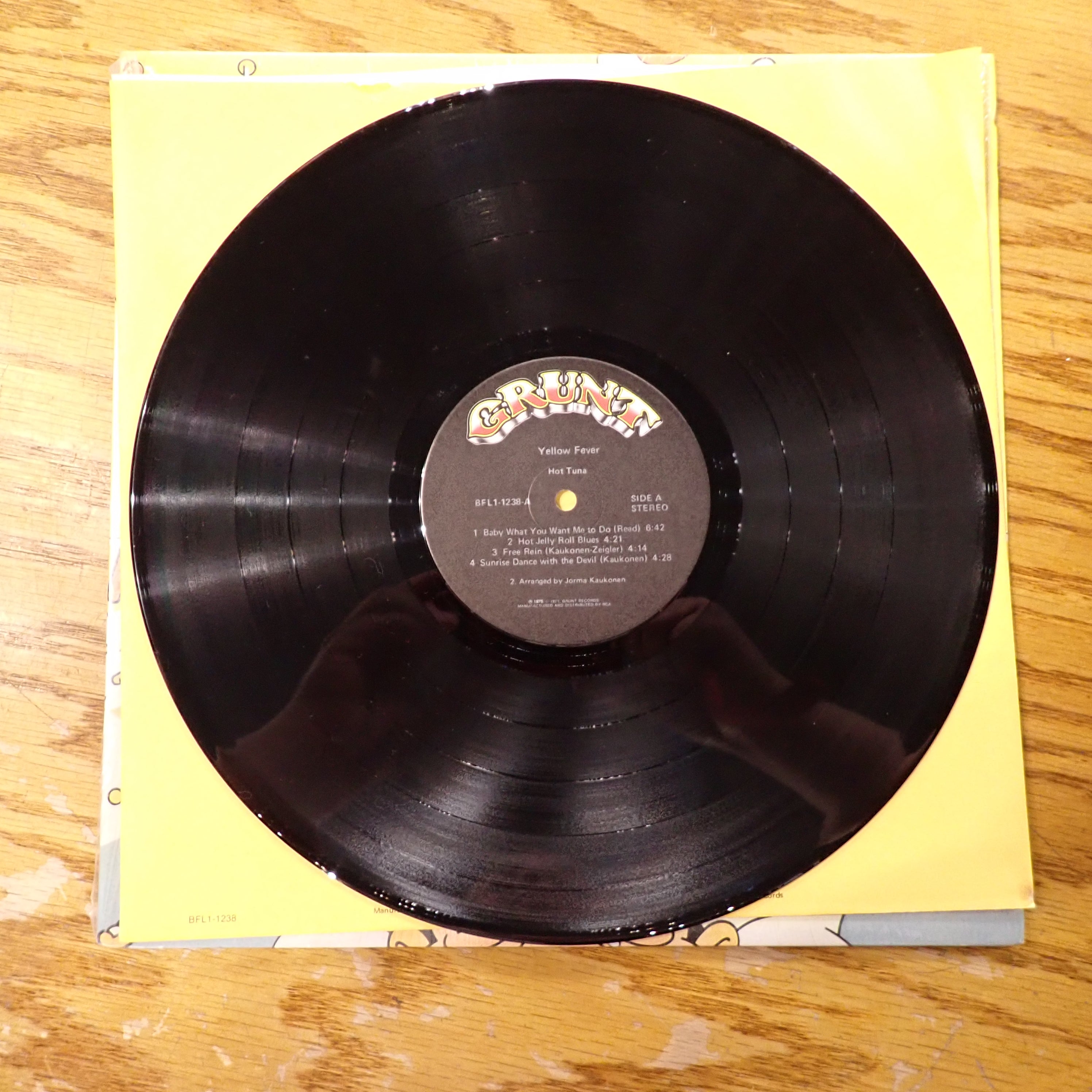 Hot Tuna - Yellow Fever