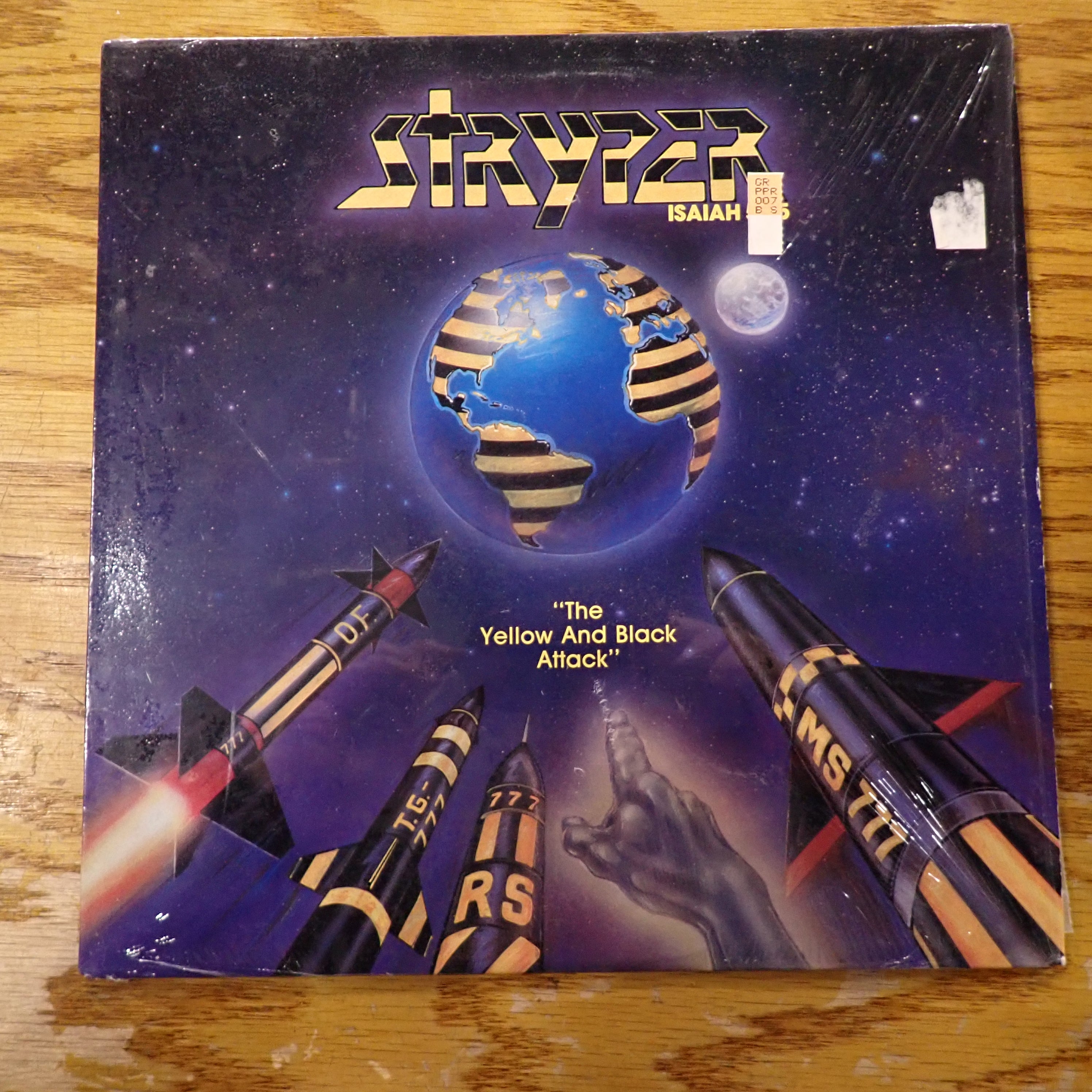 Stryper - The Yellow And Black Attack