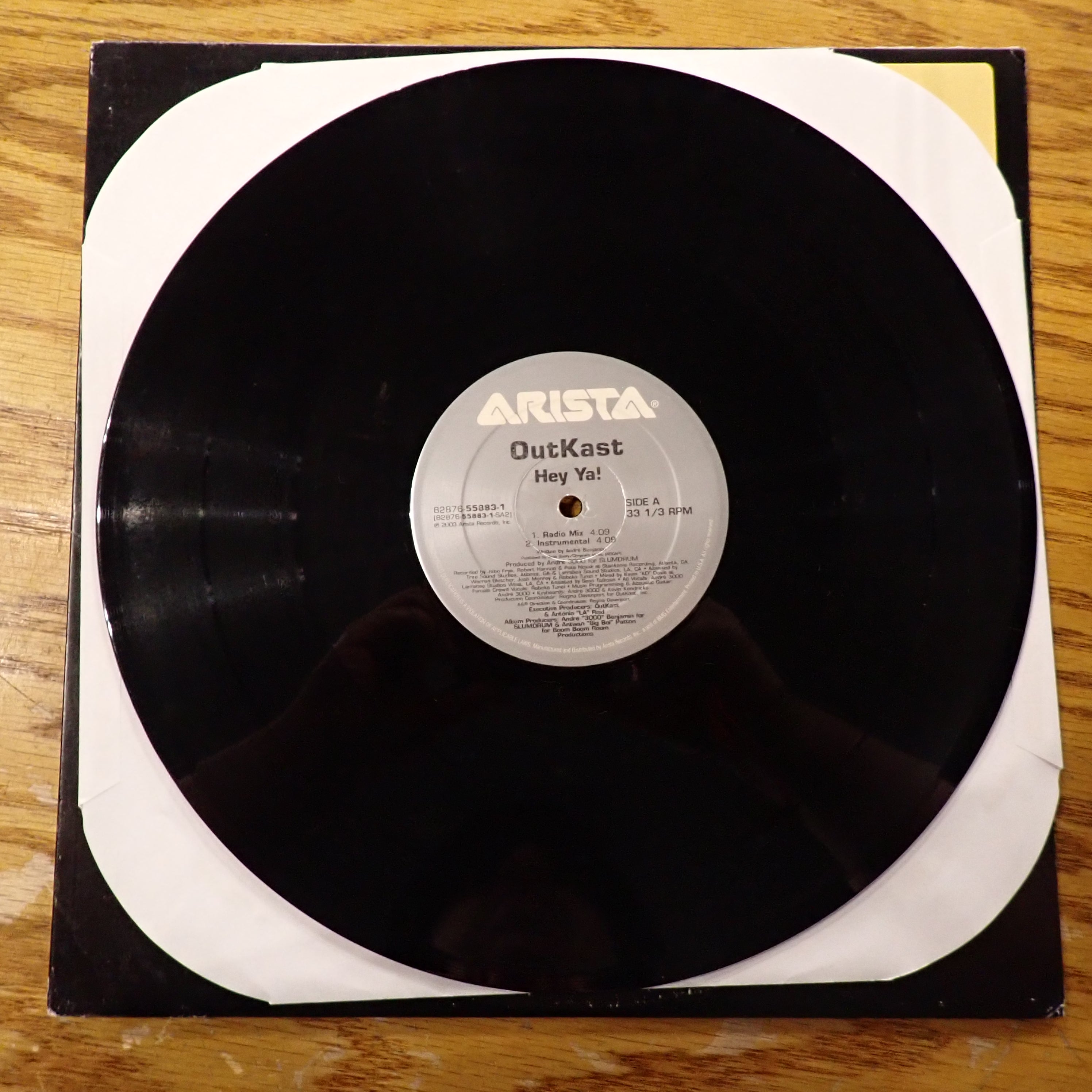 OutKast – The Way You Move / Hey Ya!