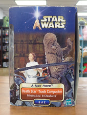 Star Wars A New Hope Hasbro Death Star Trash Compactor Set 2 Chewbacca & Leia